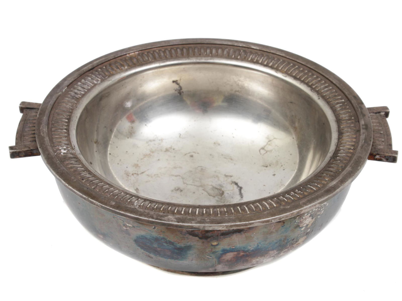 AN ANTIQUE SILVER CHILD'S WARMING DISH BOWL (1 of 4)