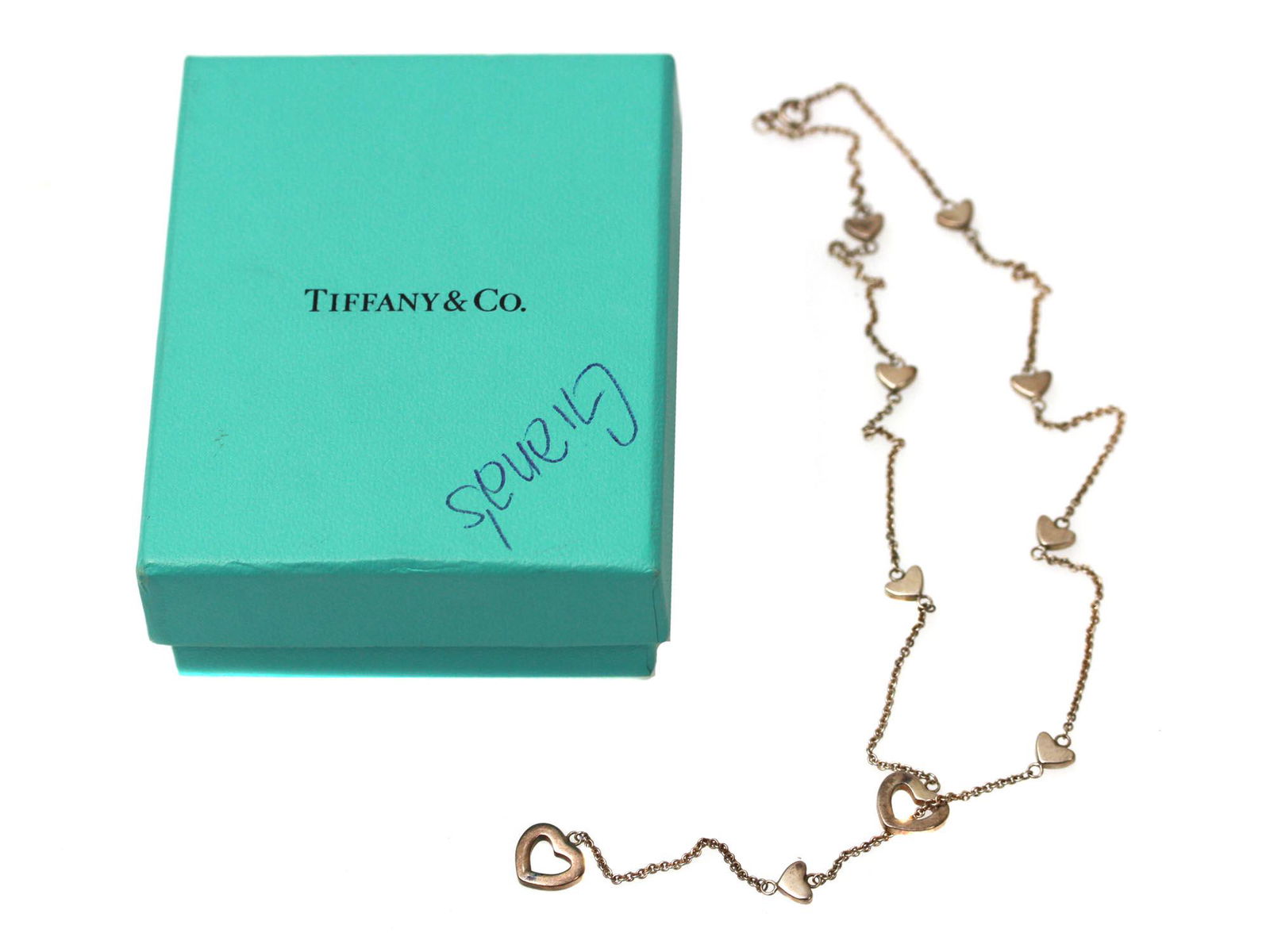 A TIFFANY & CO SILVER CHAIN NECKLACE WITH HEARTS (1 of 4)