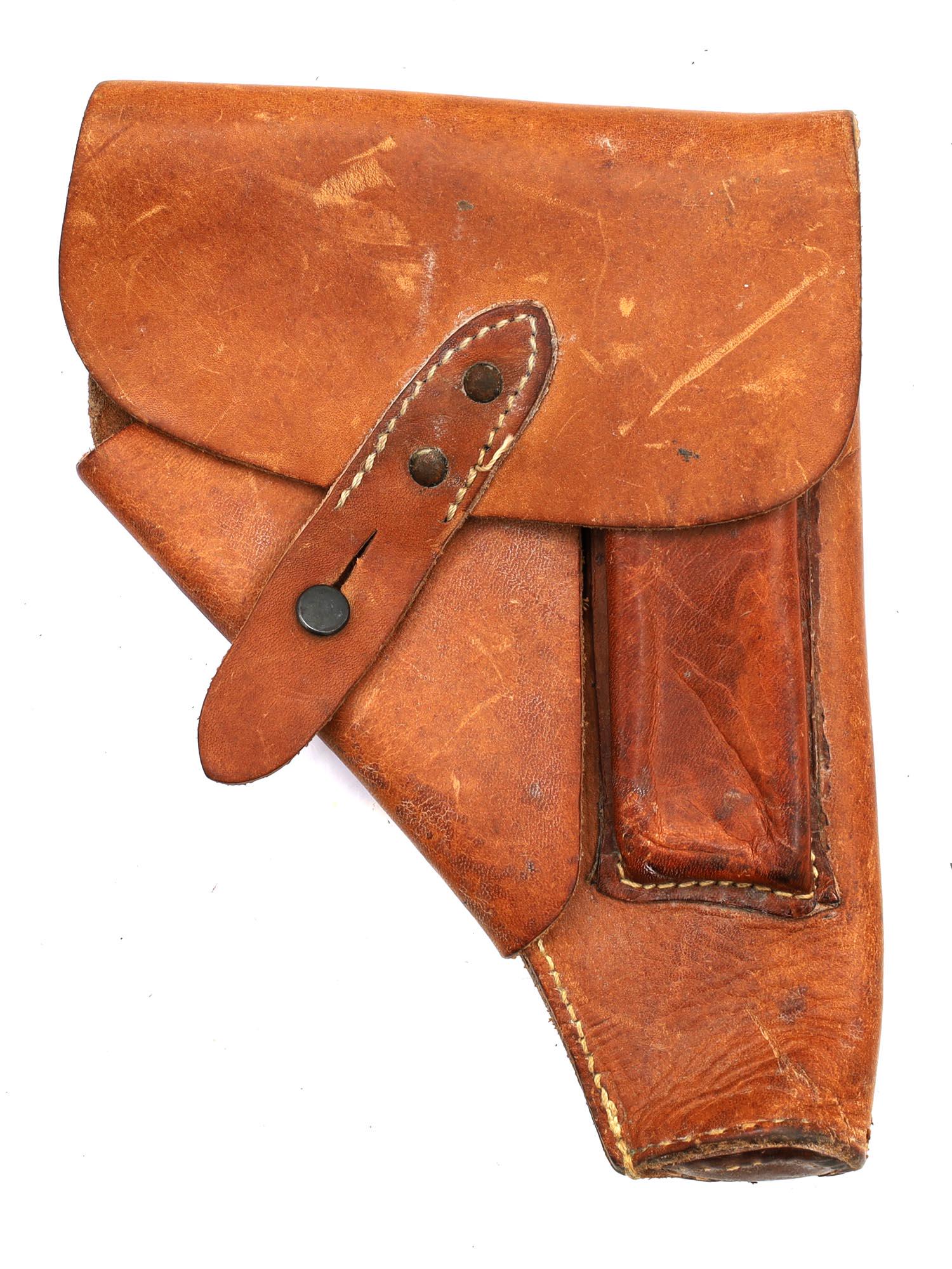A WW2 SPANISH LEATHER ASTRA PISTOL HOLSTER: Original Spanish pistol holster for Astra model 600 or 400. WWII period or earlier. Machine-sewed. With slight traces of use and abrasions on the surface.