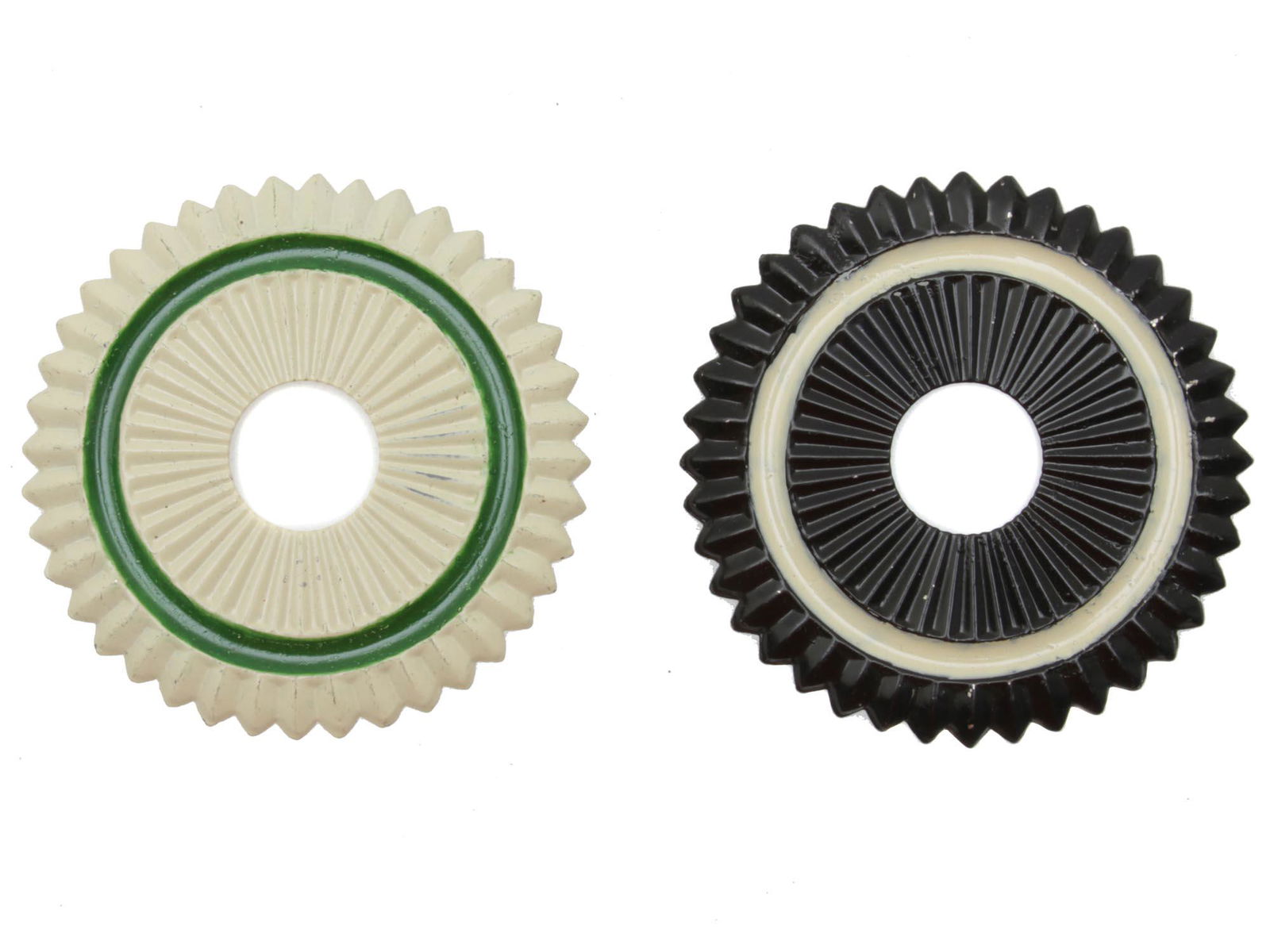 A WWI PRUSSIAN SAXON HELMET REPLACEMENT COCKADES (1 of 2)