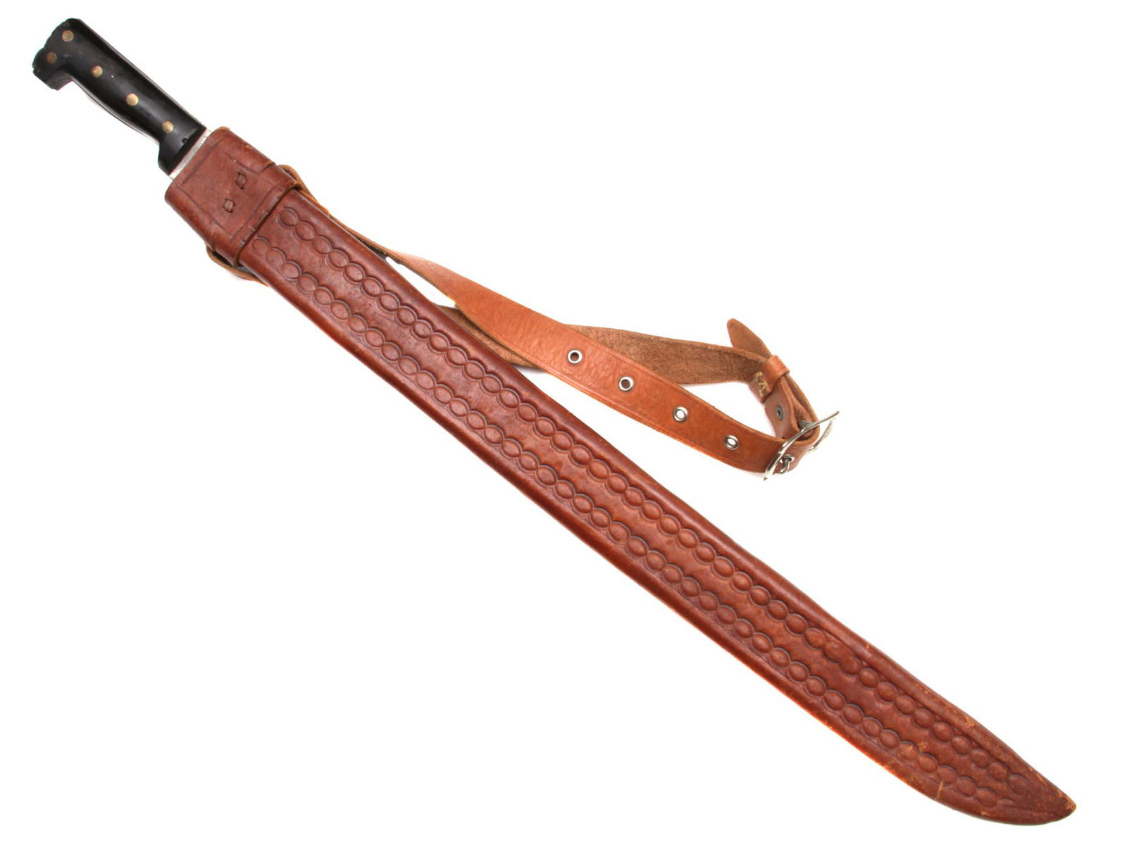 A VINTAGE ARGENTINIAN MACHETE WITH SCABBARD BELT (1 of 5)