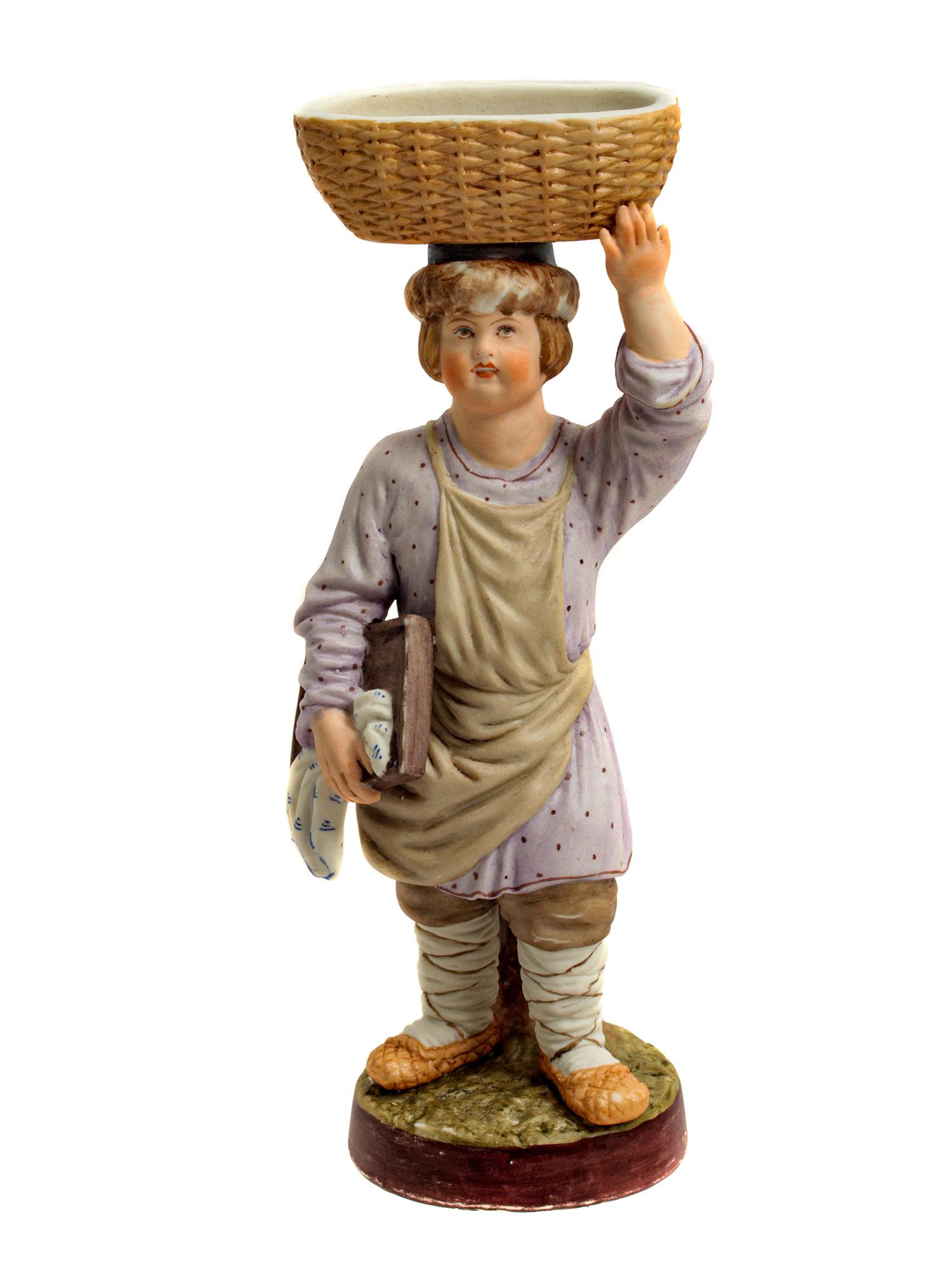 AN ANTIQUE RUSSIAN PORCELAIN FIGURINE BY GARDNER (1 of 5)