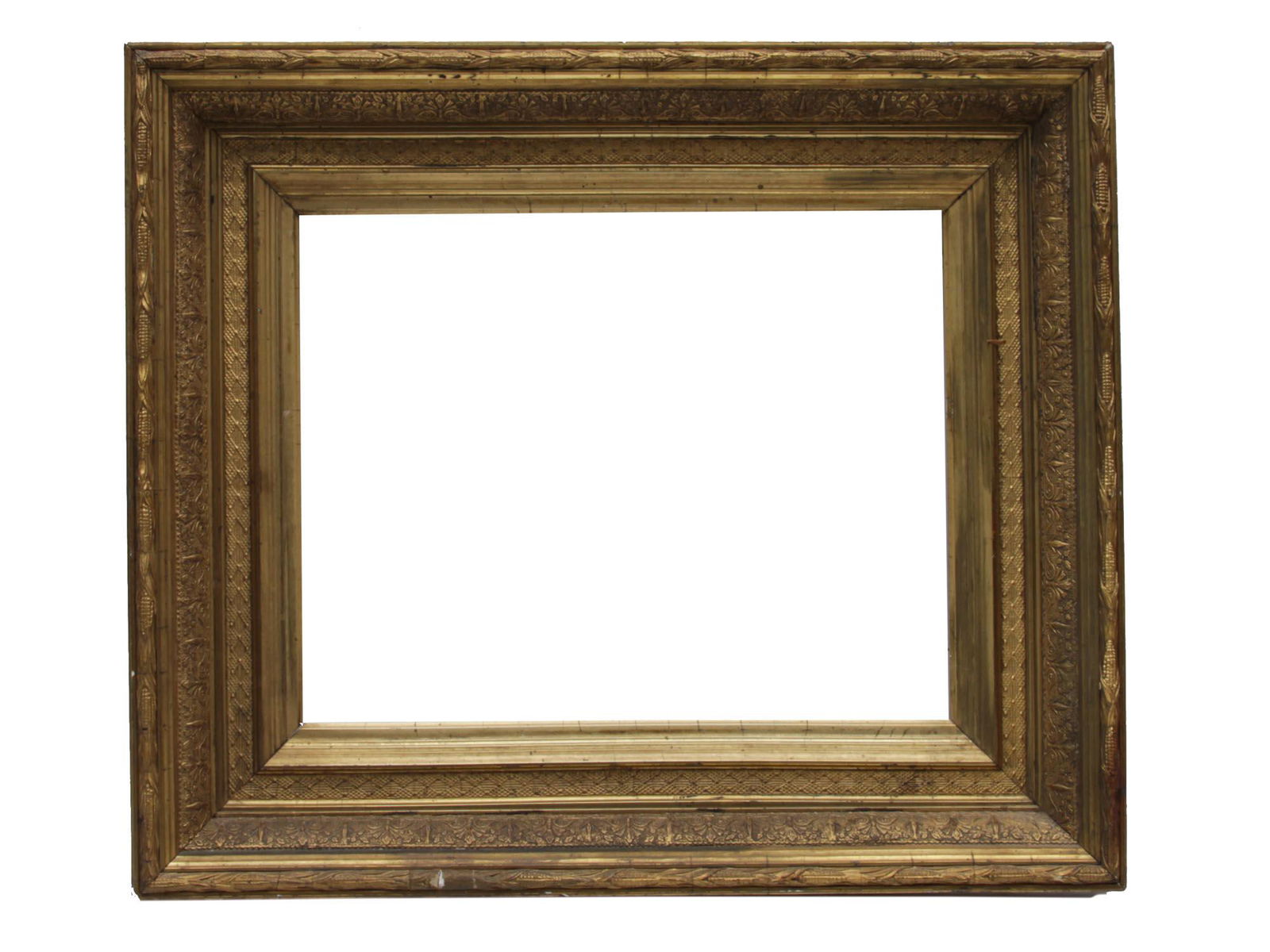 AN ANTIQUE AMERICAN GILT WOODEN FRAME, 19TH CEN. (1 of 4)