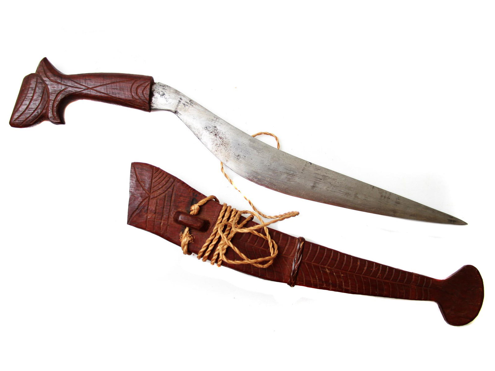 ANTIQUE FINNISH MARTTIINI BIG LYNX STYLE DAGGER: Antique Finnish Marttiini Big Lynx style tourist or hunting dagger with a curved steel blade and a carved wooden anatomically shaped handle fits comfortably in the hand. Carved wooden scabbard with sp