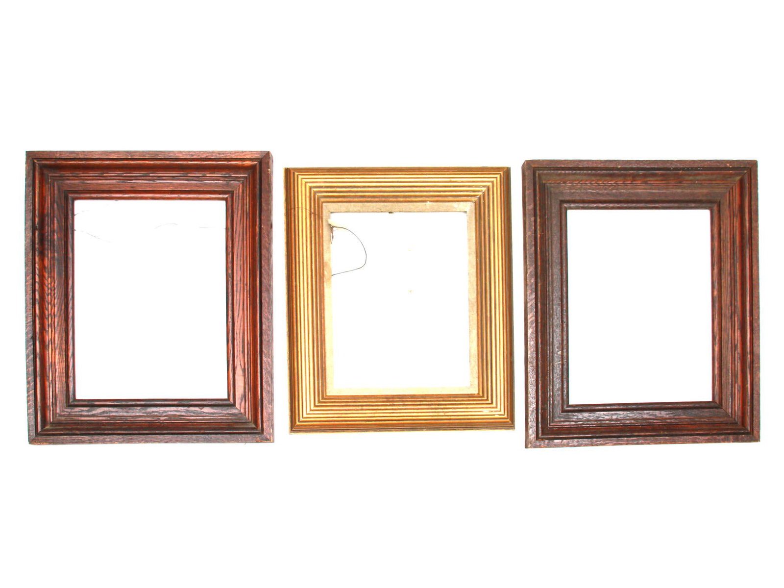 LOT OF THREE VINTAGE WOODEN FRAMES (1 of 5)