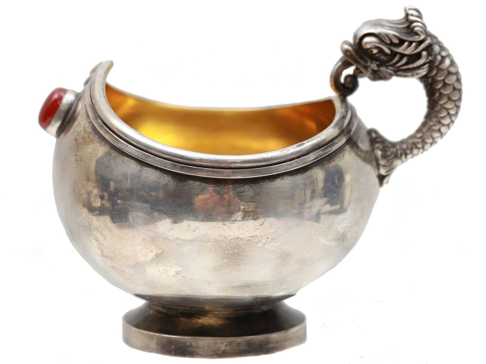 A RUSSIAN GILT SILVER KOVSH WITH GEMSTONE (1 of 8)