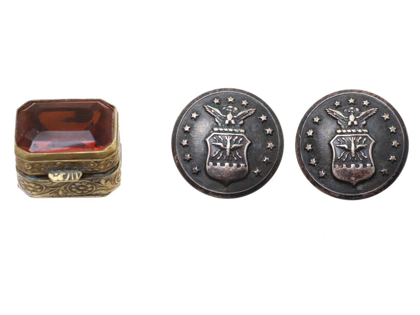 SET OF TWO AMERICAN BUTTON AND CABOCHON SNUFF BOX (1 of 11)
