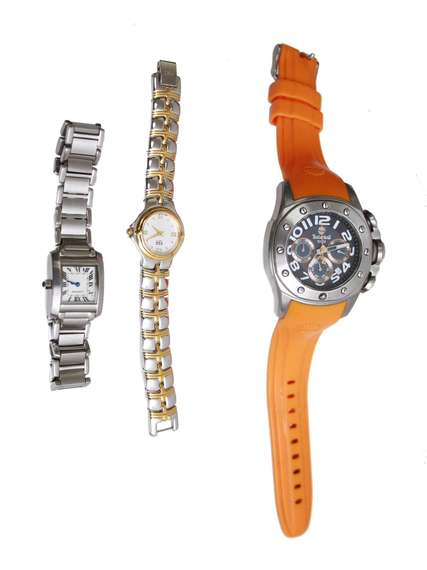 A LOT OF VINTAGE WRISTWATCHES: A lot of three vintage wristwatches with straps and bracelets from various materials, with Arabic and Roman dials, from different famous manufacturers. We do not guarantee the authenticity of the watc