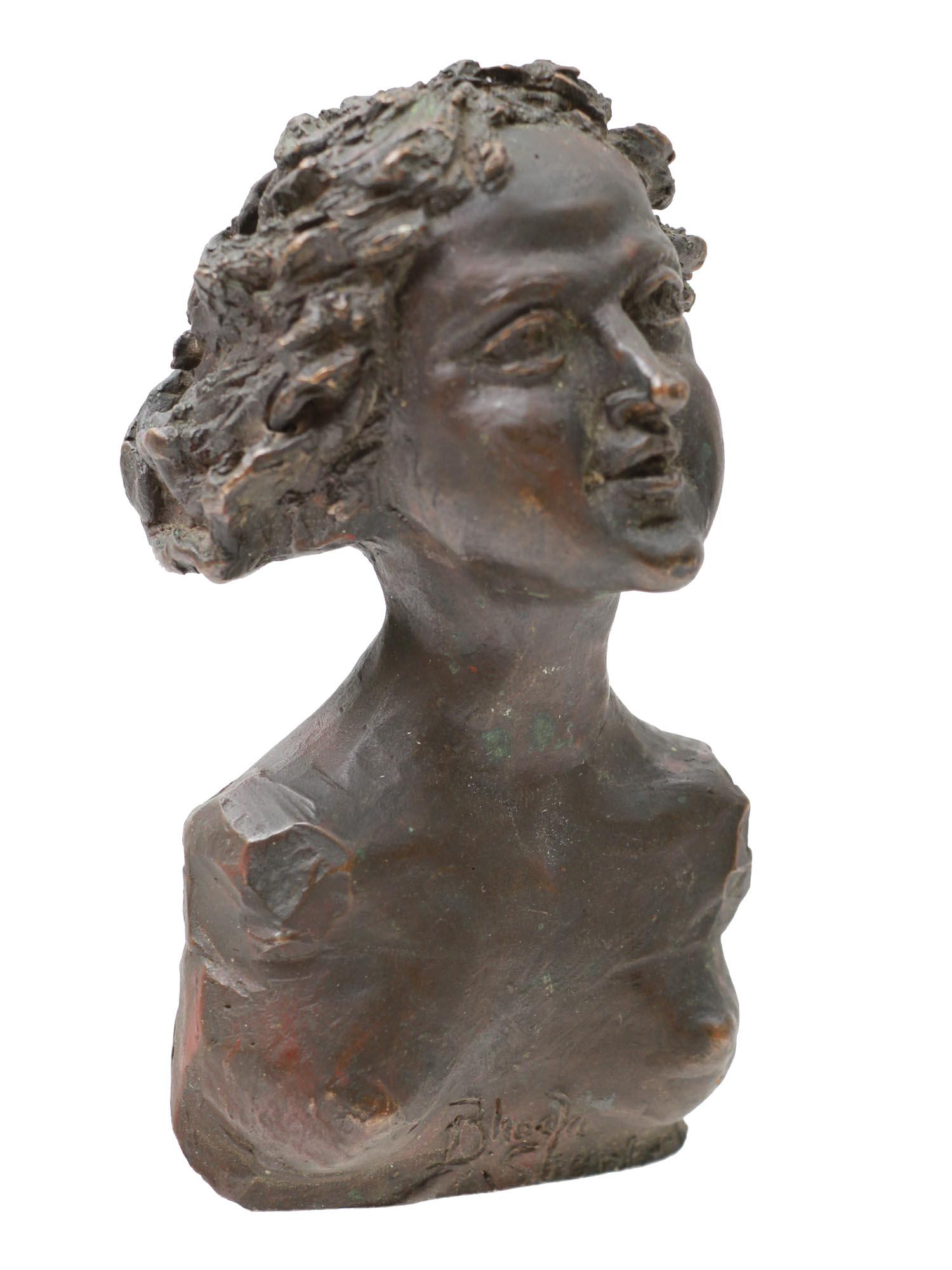 BRONZE BUST SCULPTURE OF WOMAN SIGNED BY ARTIST (1 of 6)