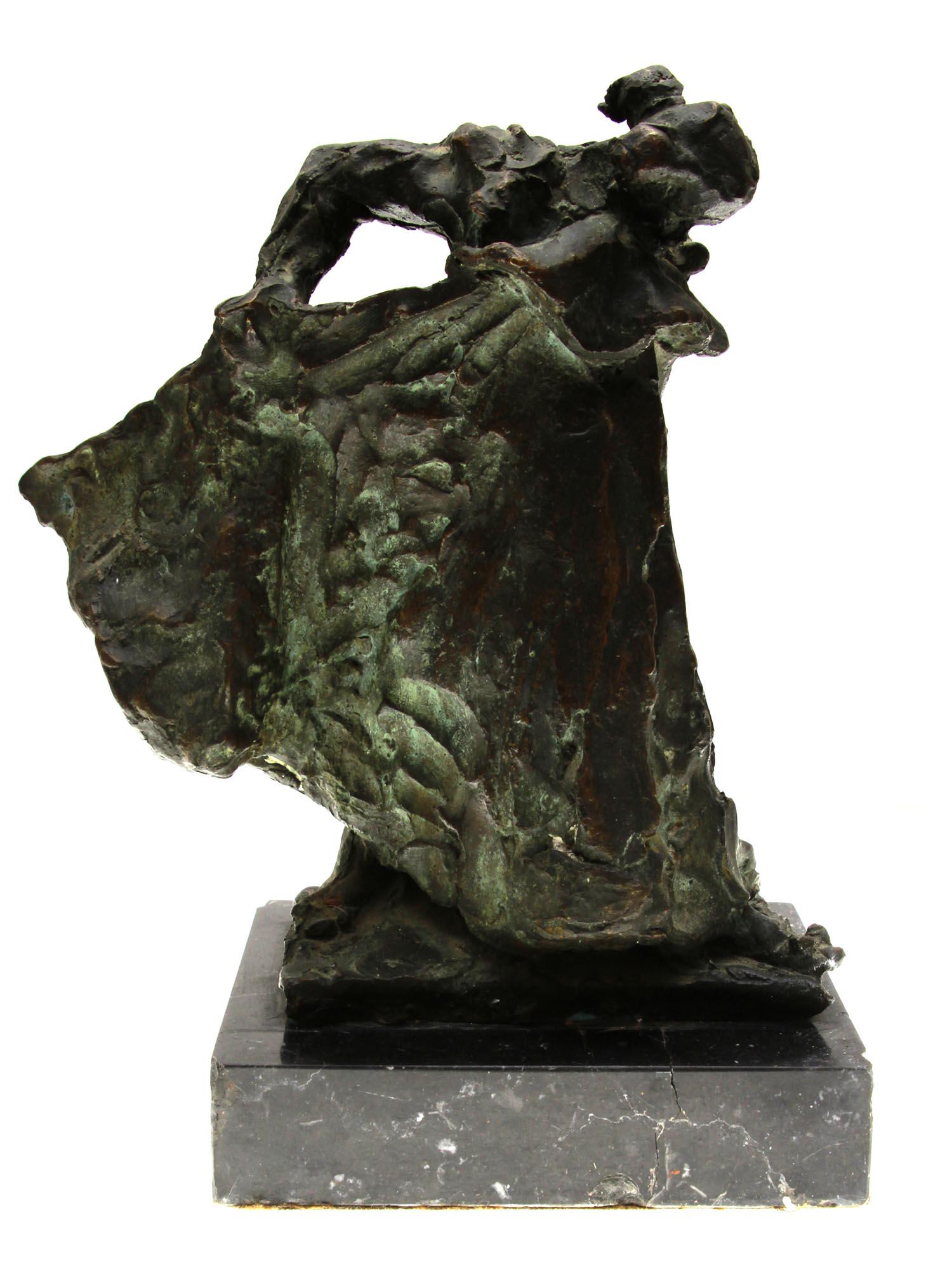 AN ANTIQUE BRONZE STATUE OF ATTR. TO JEAN GAUGUIN (1 of 8)
