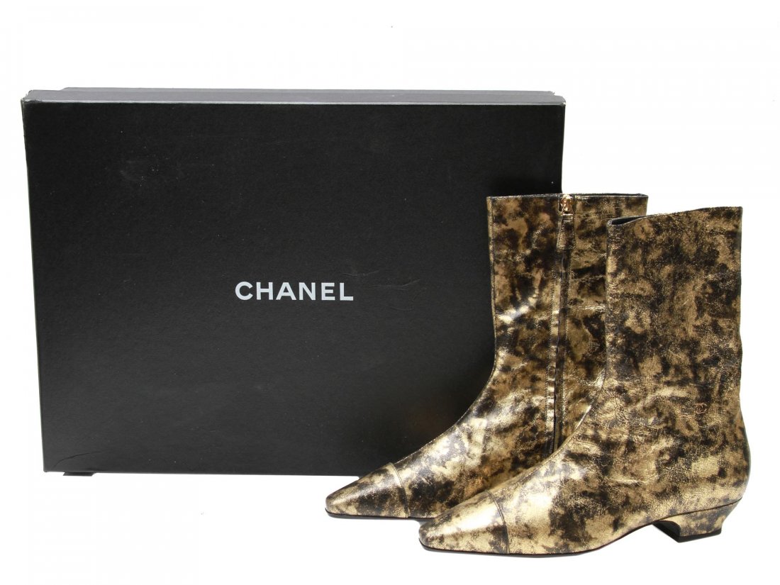 ORIGINAL CHANEL LEATHER FLAT BOOTS 2018 (1 of 12)