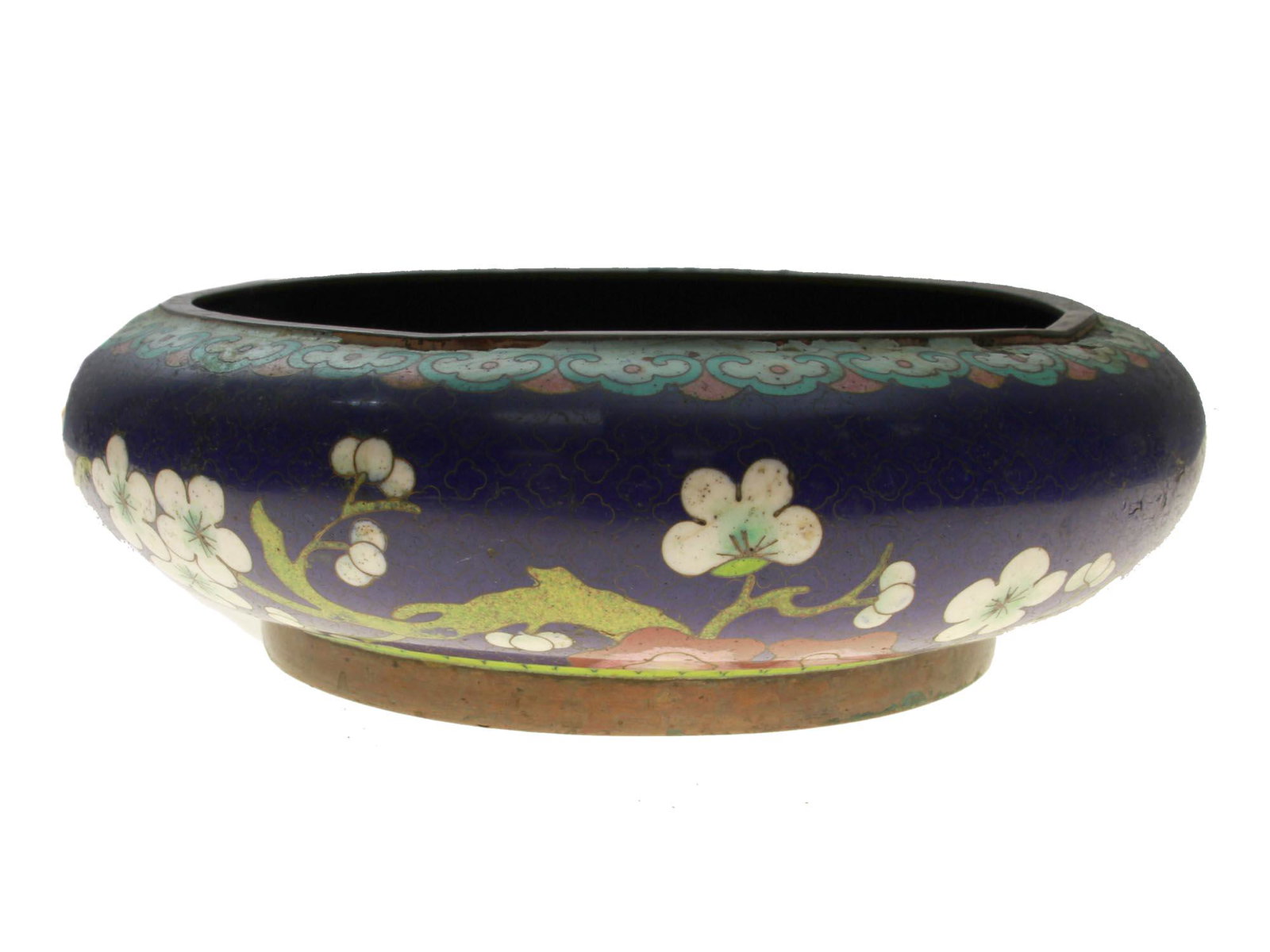 A VINTAGE CHINESE CLOISONNE ENAMEL FLOWERS BOWL (1 of 5)