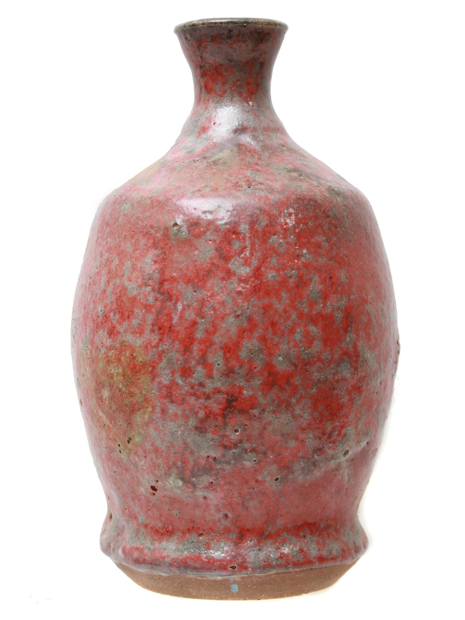 A VINTAGE LEA HALPERN HOLLAND CERAMIC VASE (1 of 8)