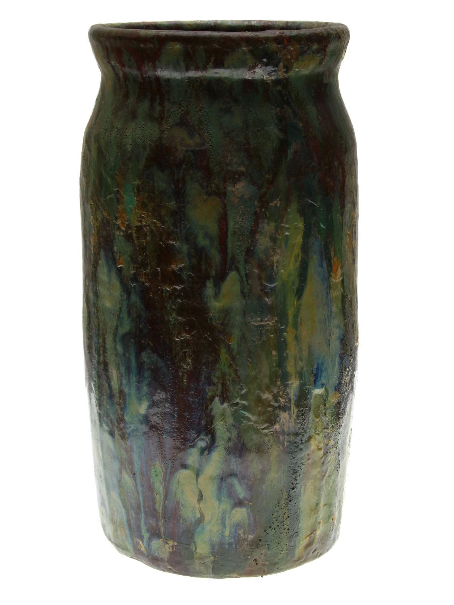 A LARGE ARTISTIC CERAMIC VASE BY LEA HALPERN (1 of 5)