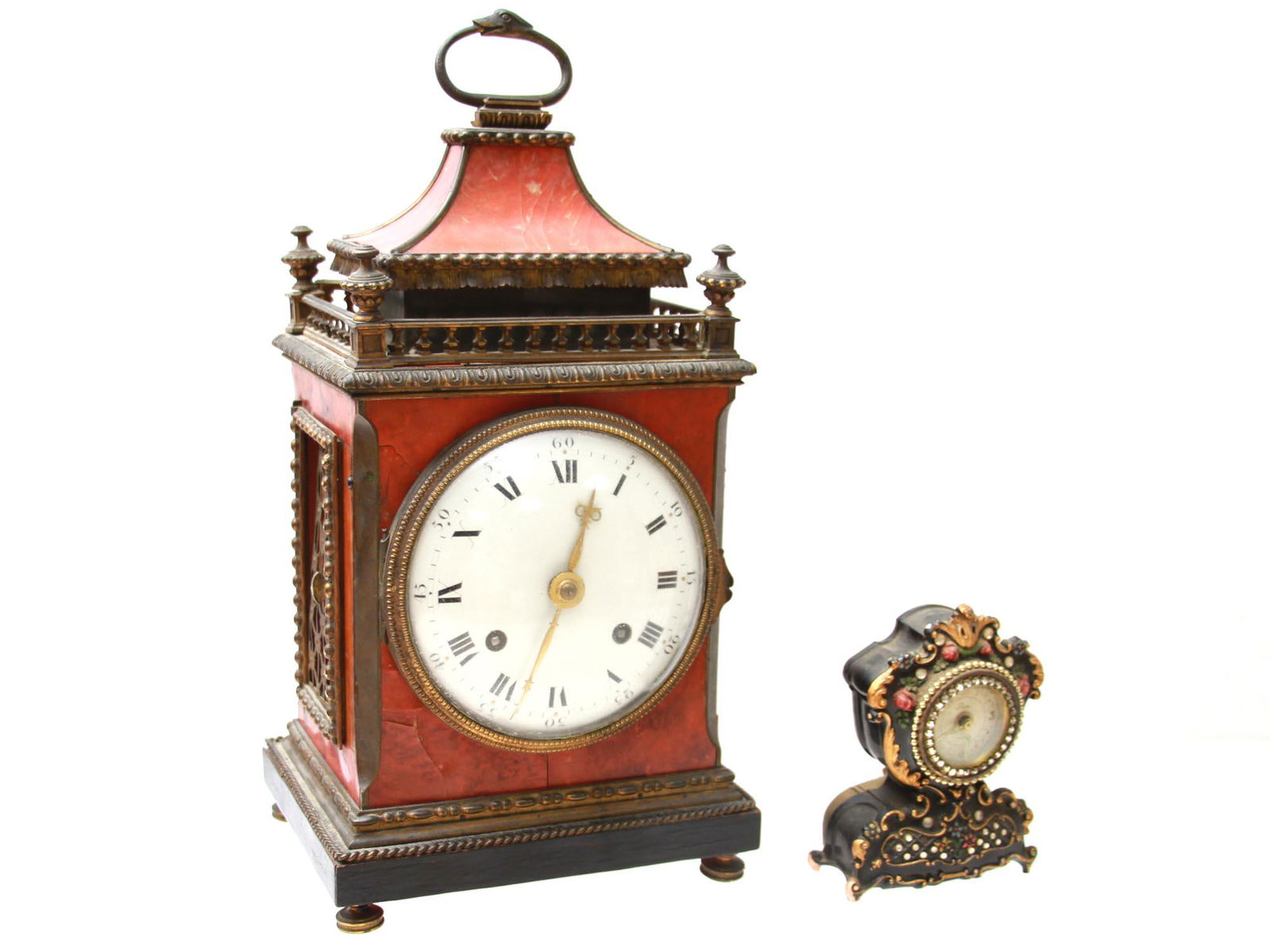 A PAIR OF VINTAGE MANTEL CLOCKS INCLUDING ARTCO (1 of 12)