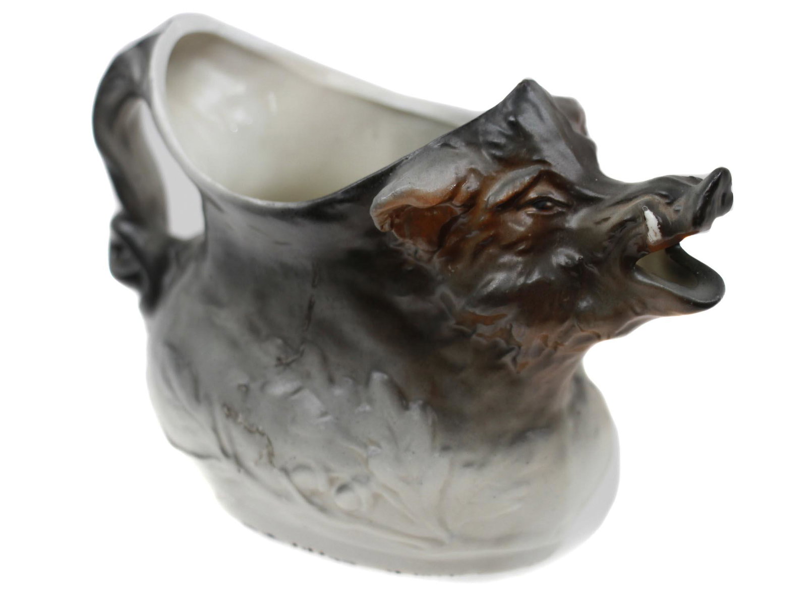 A VINTAGE ROYAL BAYREUTH PORCELAIN BOAR CREAMER: A rare vintage Royal Bayreuth, Bavaria figural creamer shaped like a wild boar. Incised marks: Ges Gesch; number 4816. Marked on the bottom with a blue Royal Bayreuth Bavaria stamp. Dimensions: H: 3 1