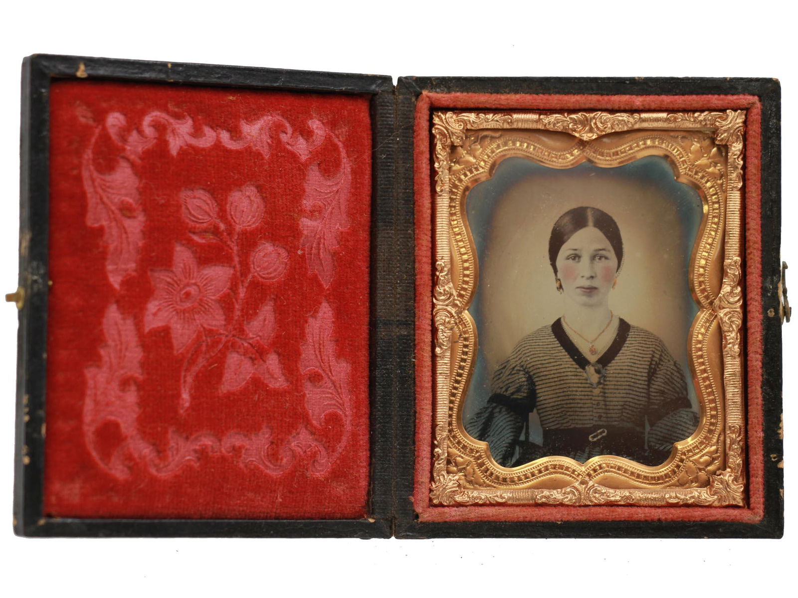 AN ANTIQUE AMERICAN TINTYPE PHOTOGRAPH PORTRAIT (1 of 5)