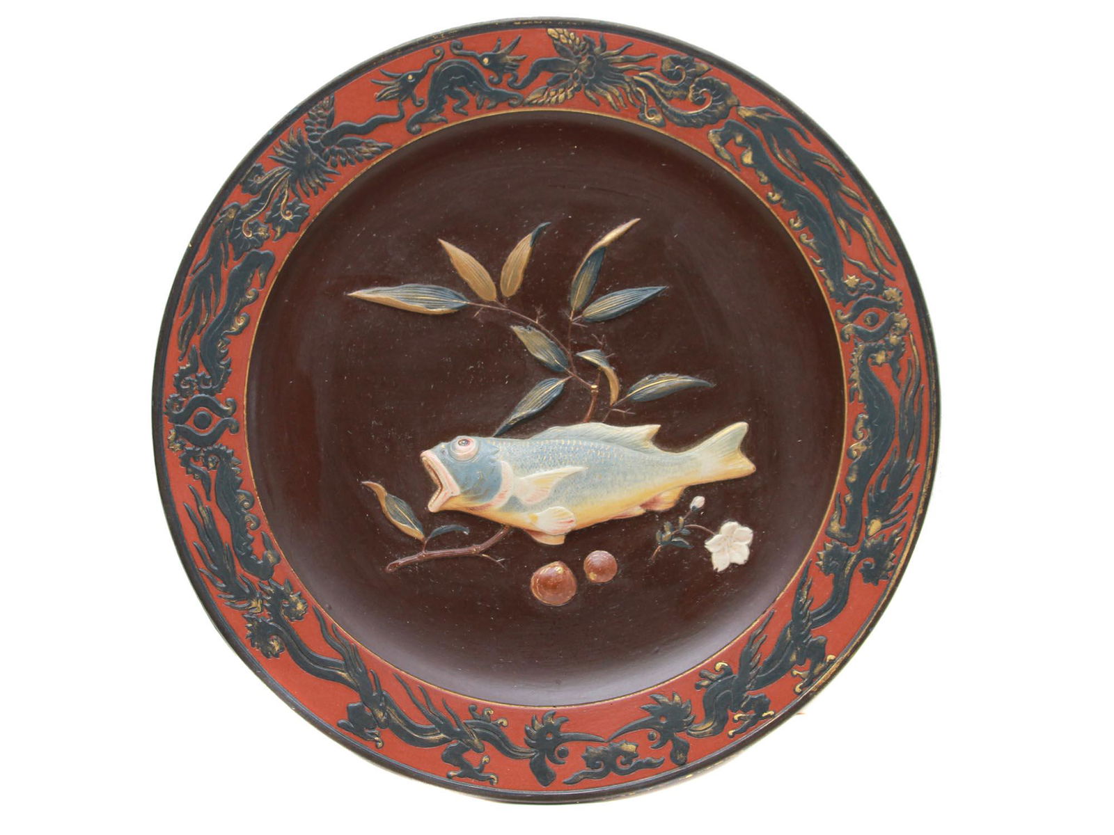 AN ANTIQUE METTLACH VILLEROY & BOCH PLATE (1 of 5)