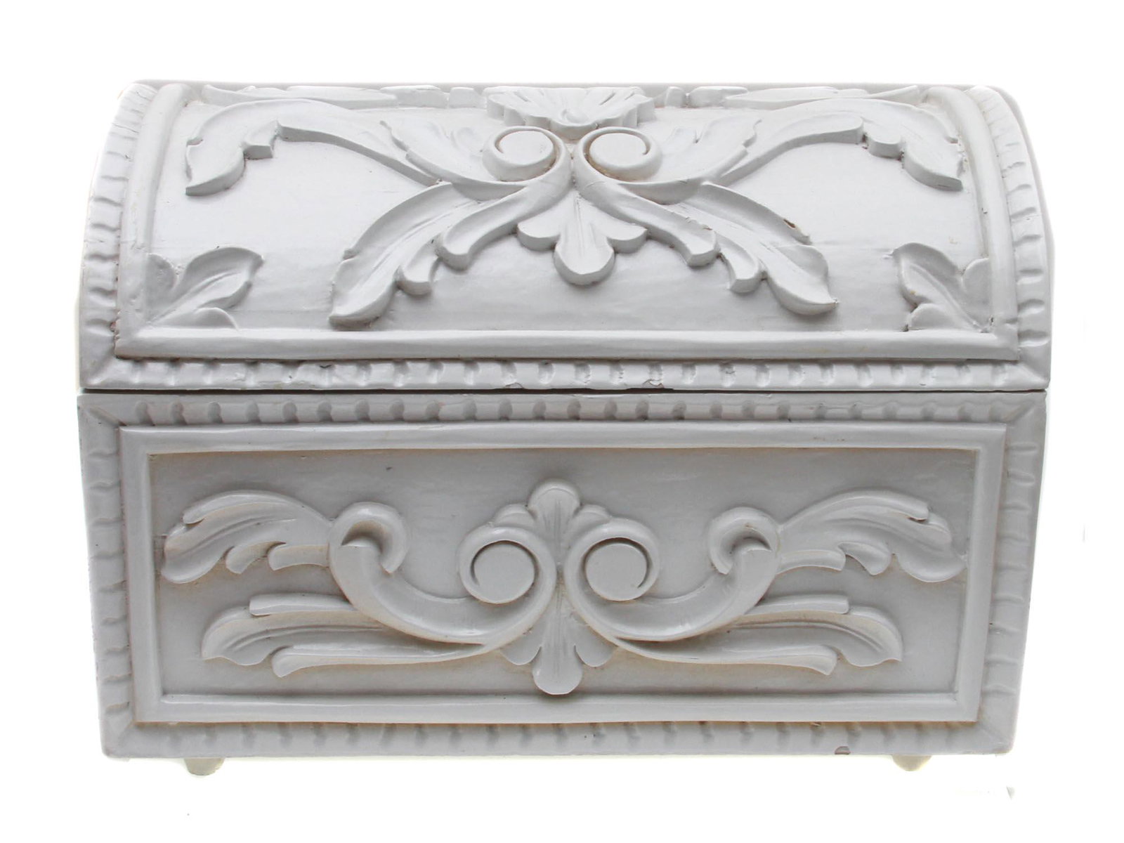A VINTAGE CARVED ARTISTIC BOX BY RAPHAEL QUELAL: A vintage carved artistic white wooden box or chest richly decorated with relief floral and leaf design., done by Raphael Quelal. Provenance: Has been given to the consignor by the artist wife. The le