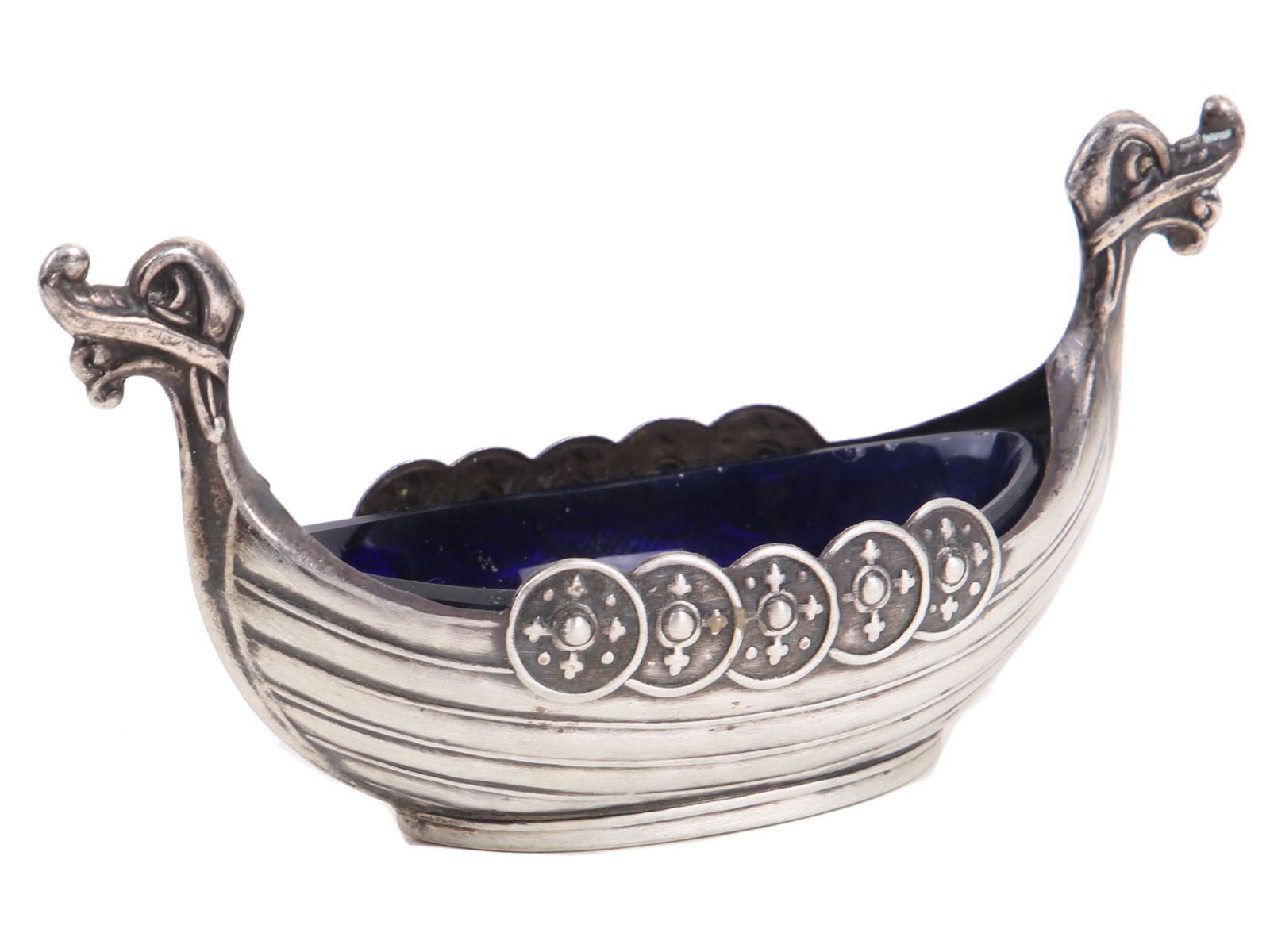 NORWEGIAN STERLING SILVER VIKING BOAT SALT CELLAR (1 of 5)