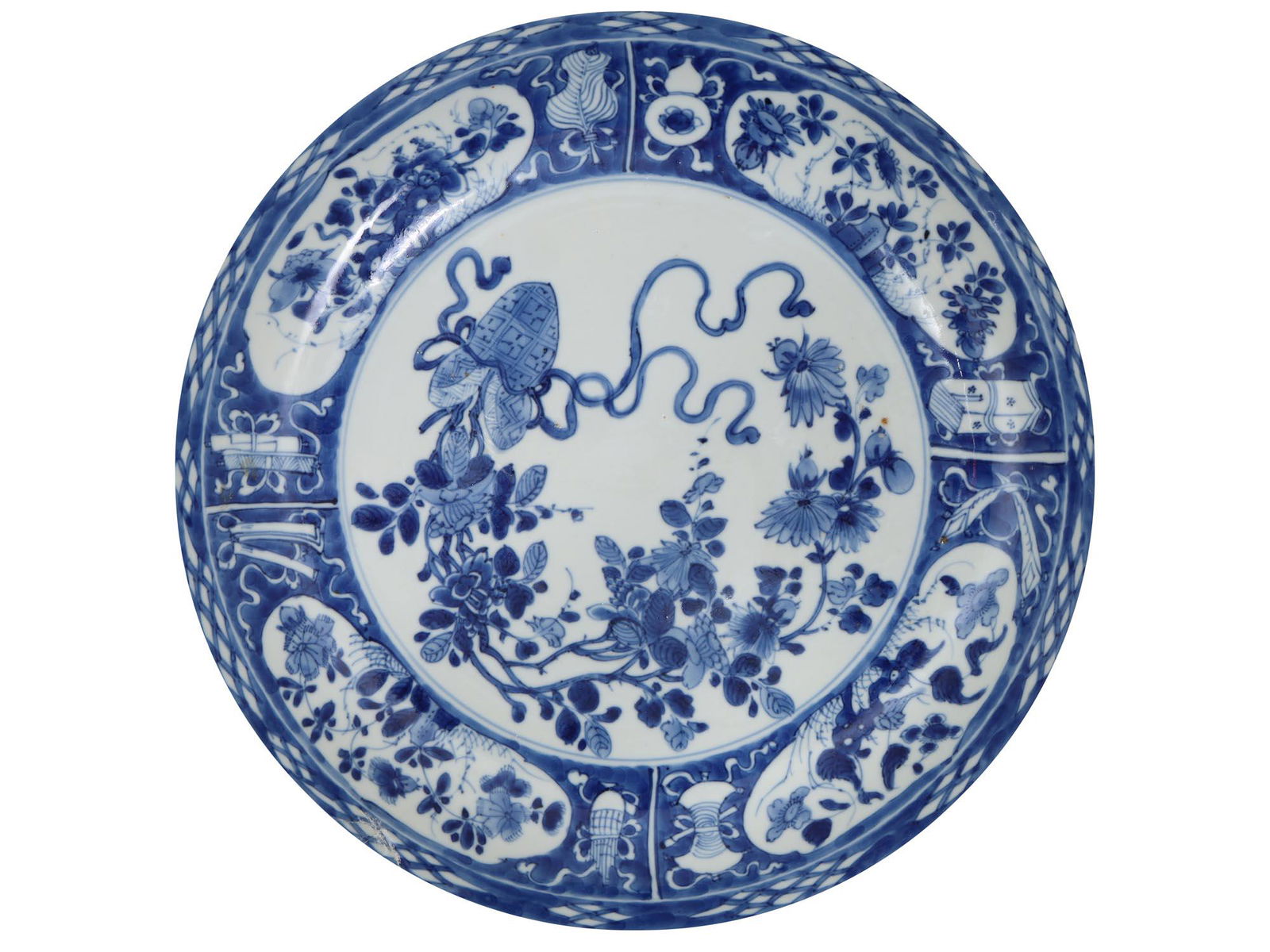 A CHINESE BLUE AND WHITE GLAZED PORCELAIN CHARGER 18 C. (1 of 4)