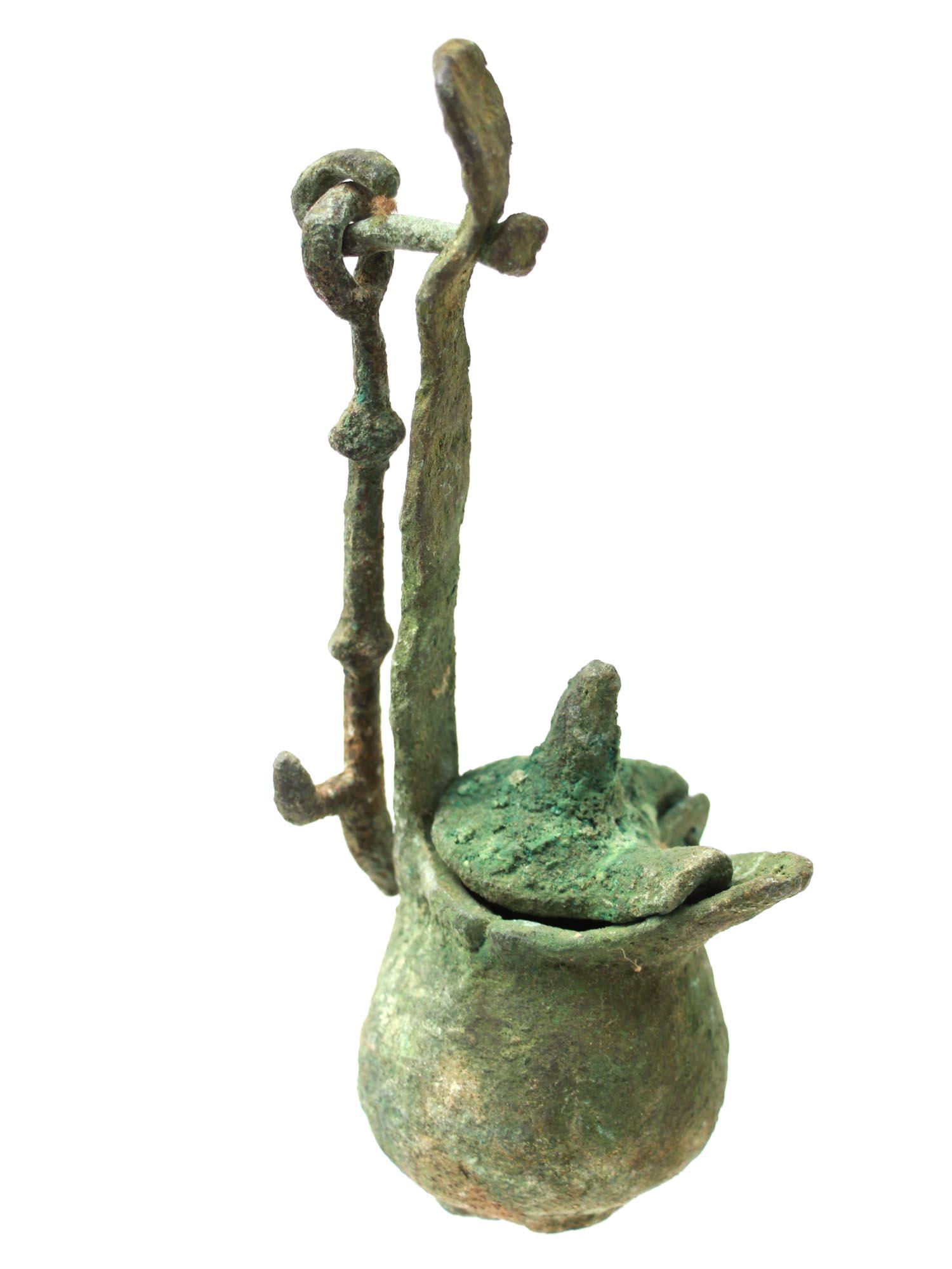 ANCIENT ROMAN BRONZE HANGING OIL LAMP (1 of 9)