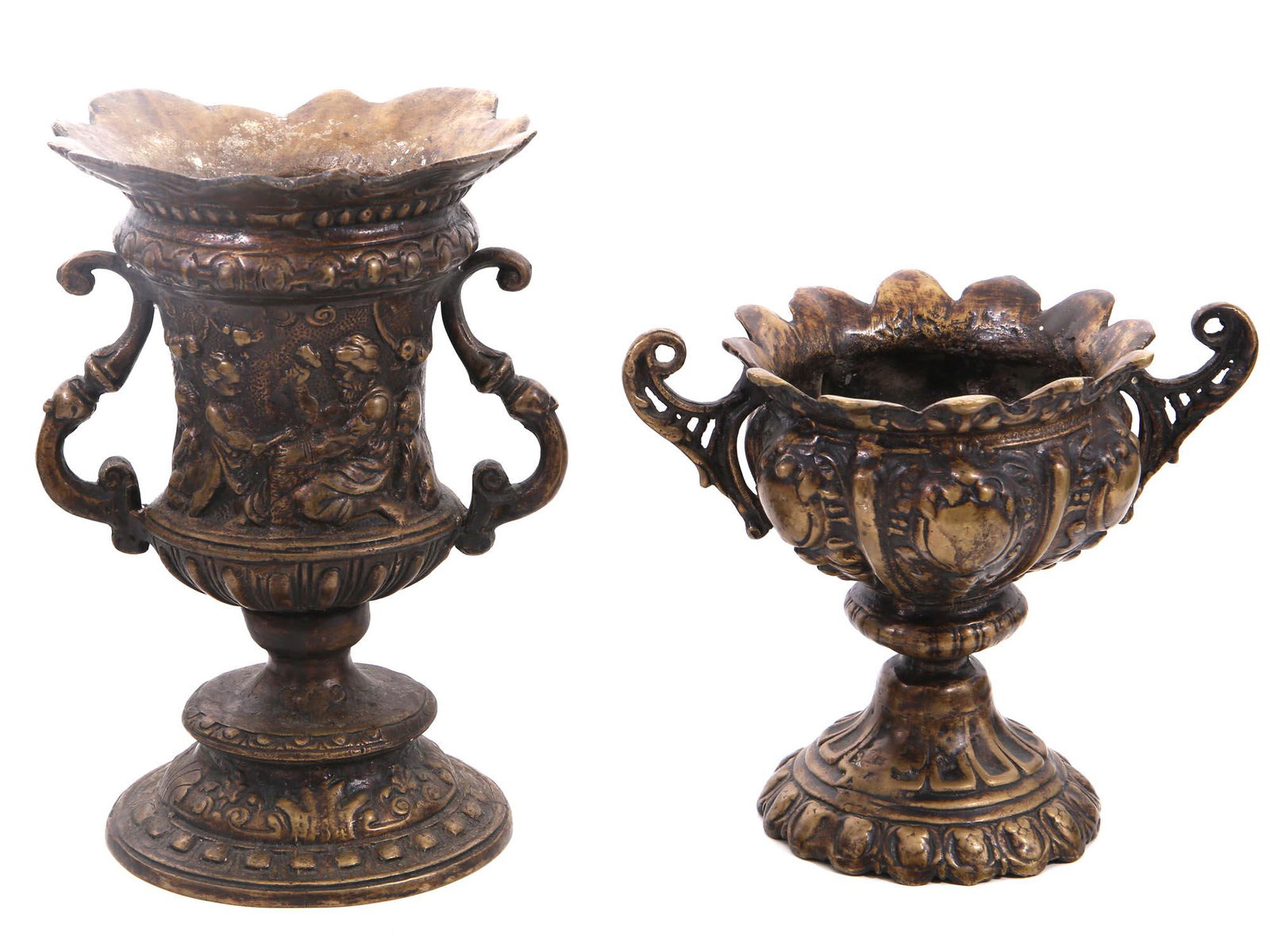 TWO VINTAGE CAST BRONZE SMALL CENTERPIECES (1 of 6)