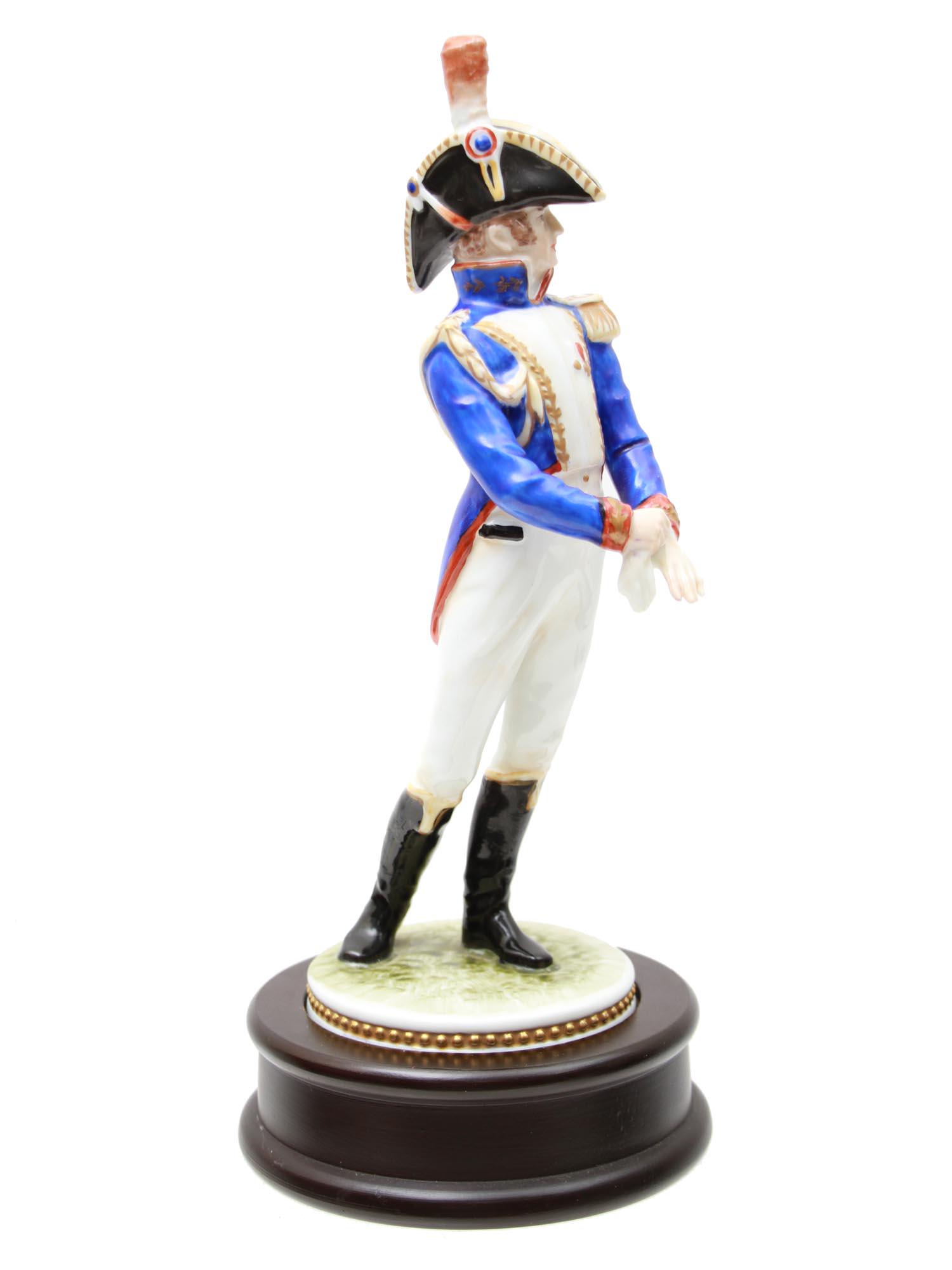 A GERMAN KAISER PORCELAIN FIGURINE OF MARSHAL (1 of 9)
