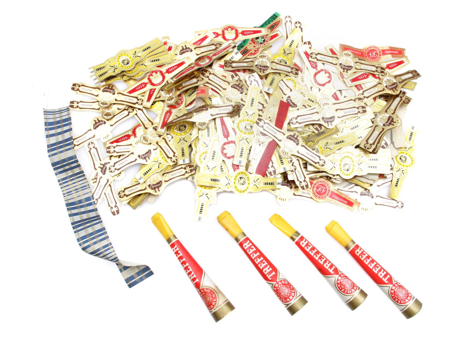 A VINTAGE CIGAR BANDS LABELS AND CIGAR HOLDERS (1 of 1)