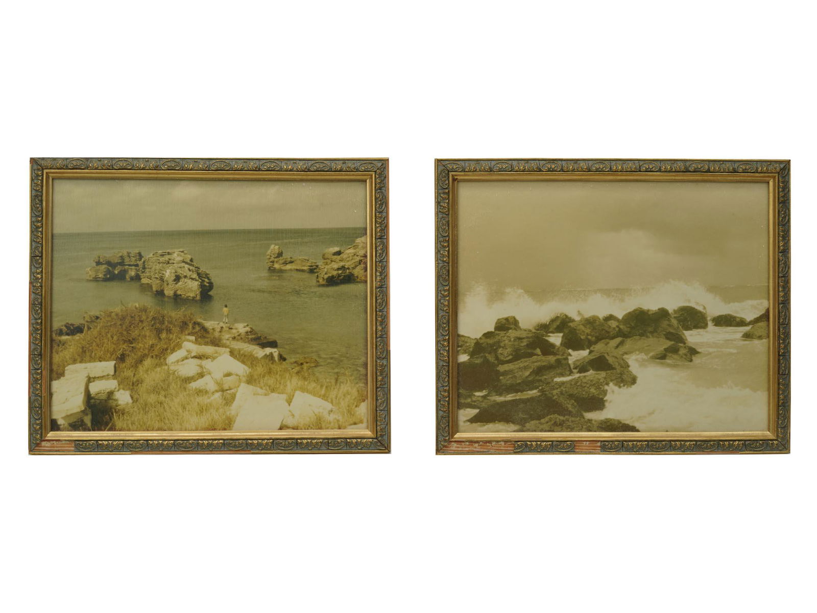 A LOT OF TWO VINTAGE SEASCAPE COLOR PHOTOS (1 of 4)