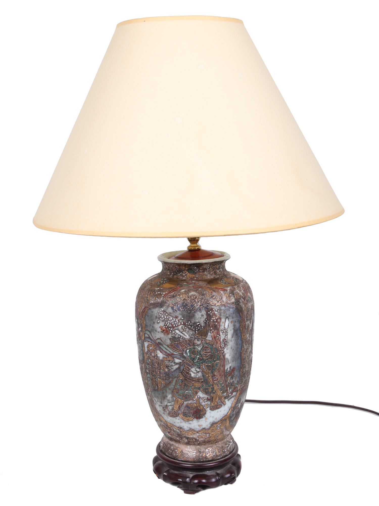 MID CENTURY JAPANESE SATSUMA PORCELAIN TABLE LAMP (1 of 7)