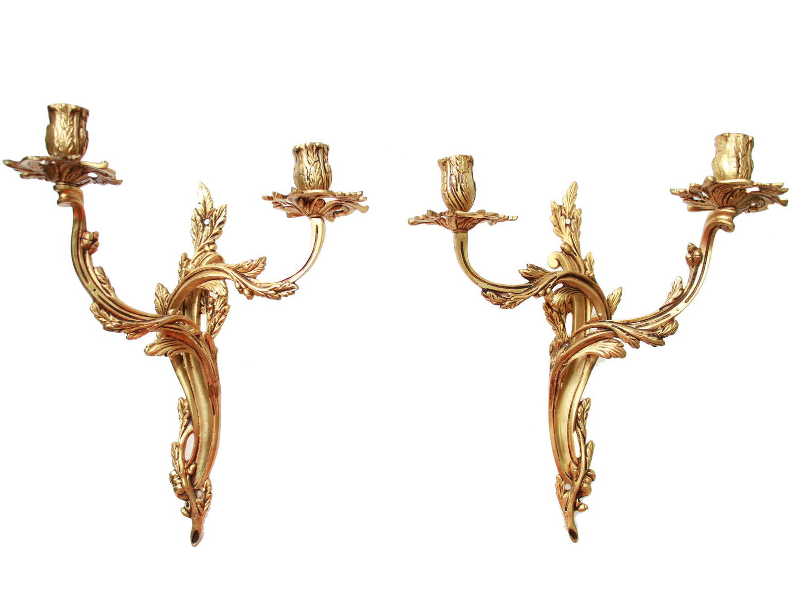 A PAIR OF ROCCAILE STYLE WALL CANDLE HOLDERS (1 of 7)