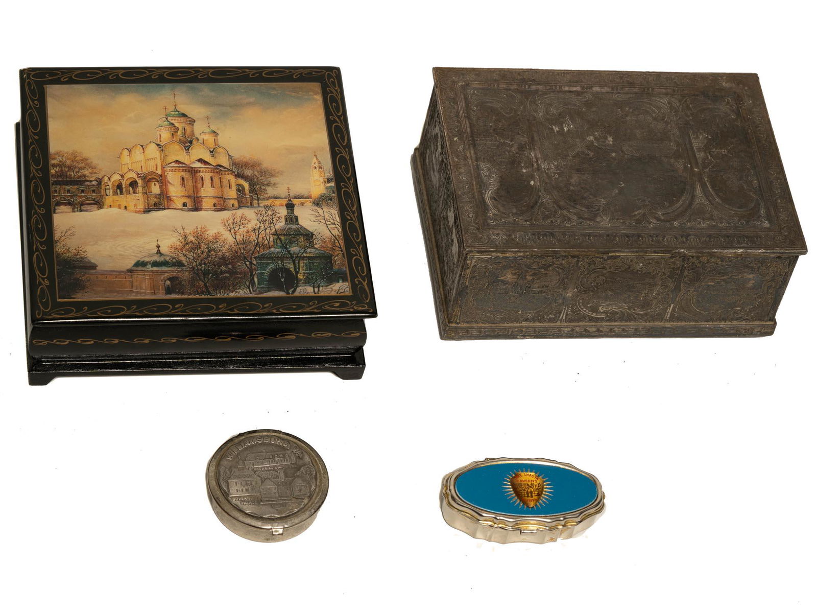 A RUSSIAN AND OTHER TRINKET AND PILL BOXES (1 of 8)