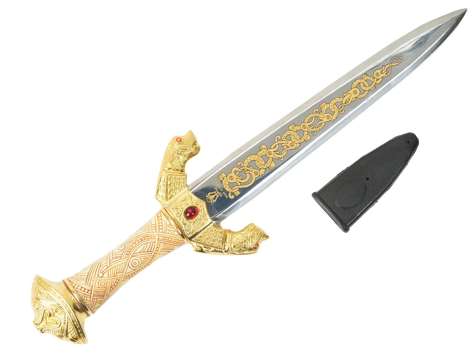 AN ORIGINAL MARTO SPAIN VIKING DAGGER GILT HANDLE (1 of 7)