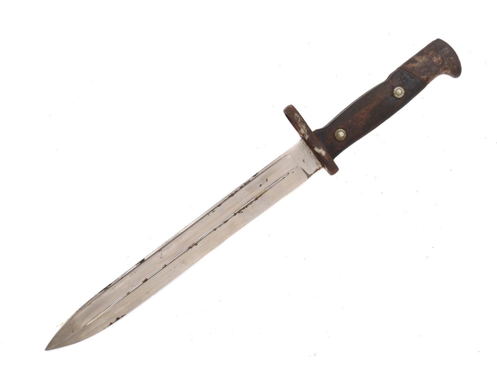 A GERMAN M1871/84 BAYONET DAGGER SOLINGEN: A German bayonet for the 11 mm Mauser M1871/84 repeating rifle. Straight fullered blade is stamped on ricasso by a manufacturer. Dimensions: L: 15 in., (38.1 cm.)