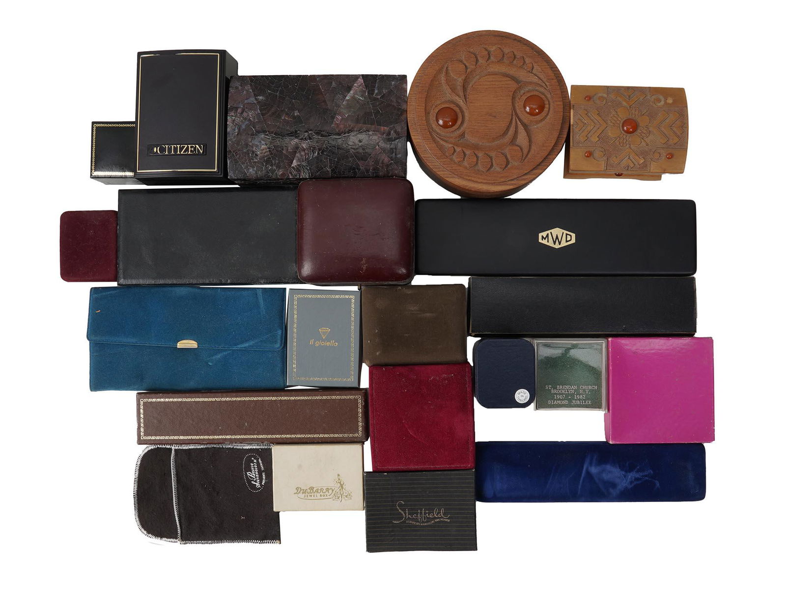 A LARGE COLLECTION OF VARIOUS JEWELRY BOXES (1 of 3)