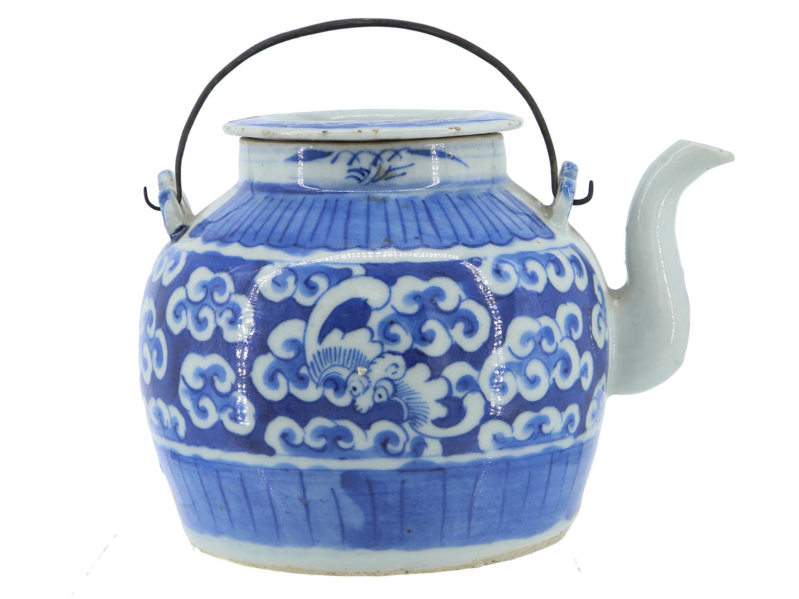 CHINESE TAO KUANG BLUE & WHITE PORCELAIN TEA POT (1 of 7)