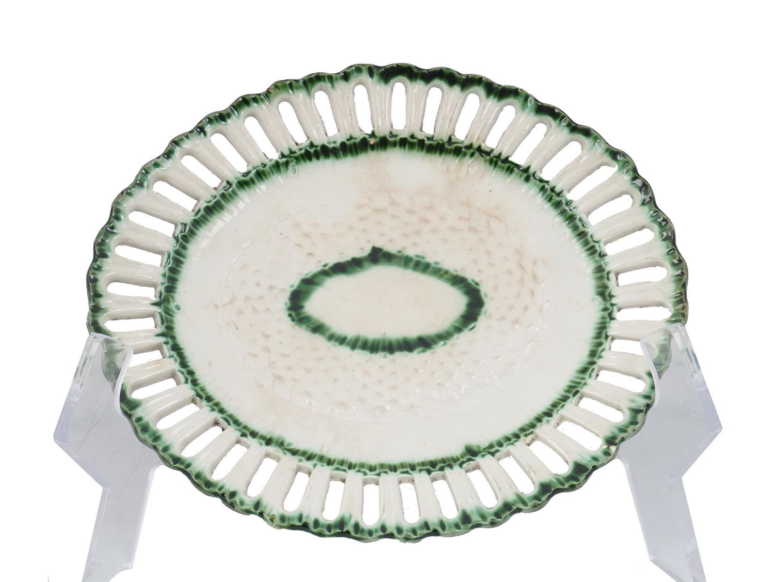 ANTIQUE LEEDS POTTERY 1780 PIERCED PORCELAIN TRAY (1 of 3)