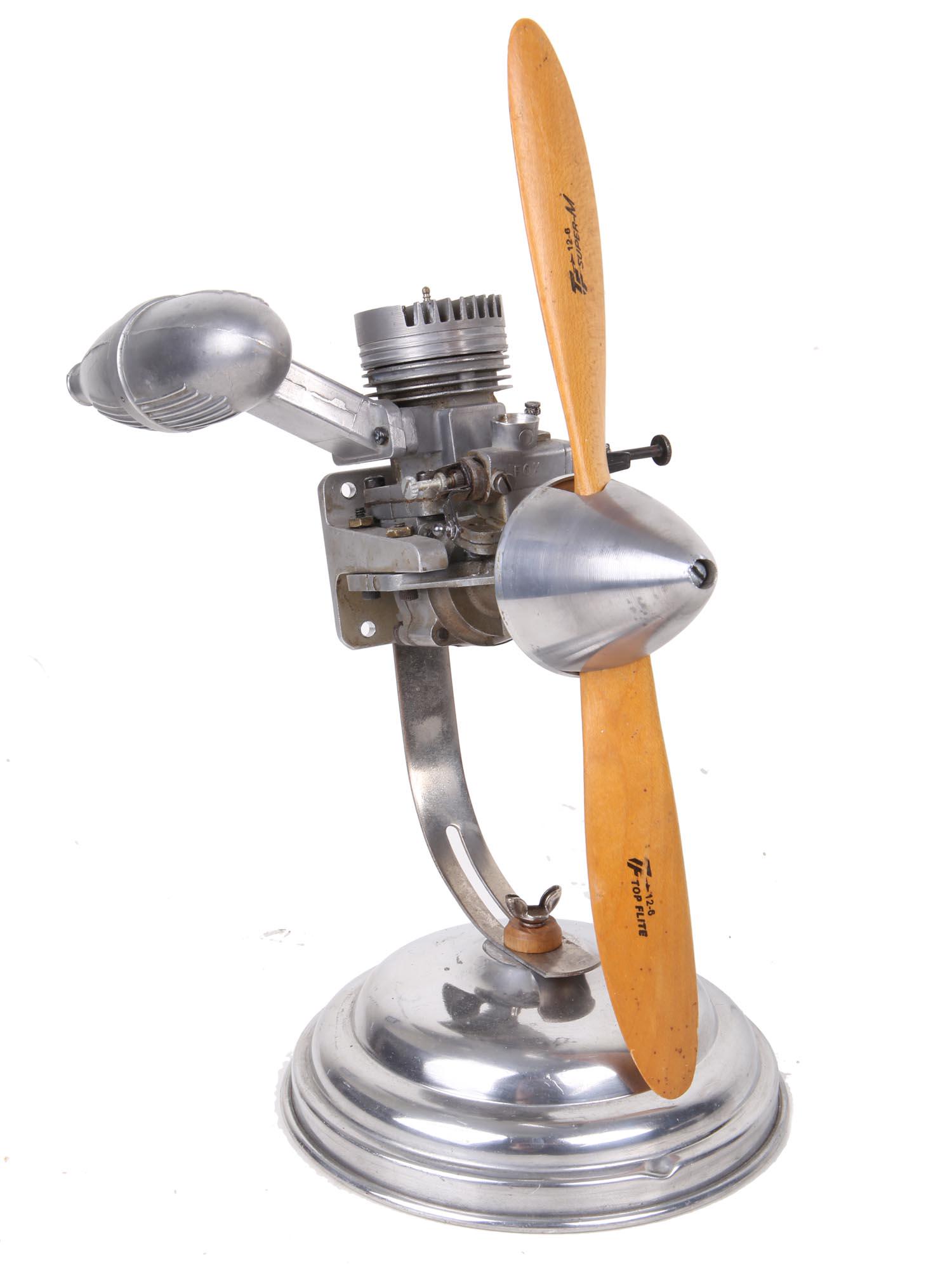 A VINTAGE AIRCRAFT ENGINE DESKTOP DECOR (1 of 8)