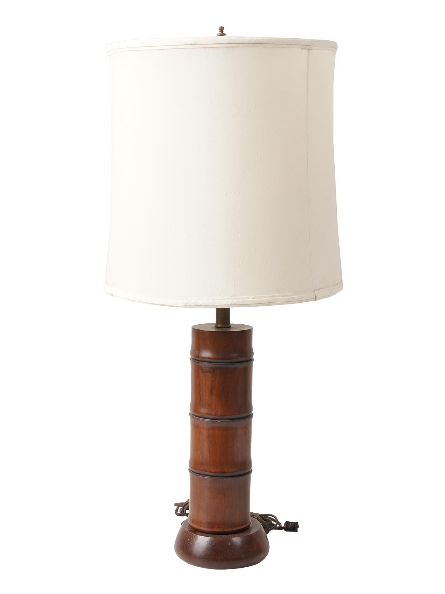 VINTAGE ORIENTAL WOODEN TABLE LAMP BAMBOO SHAPE (1 of 3)