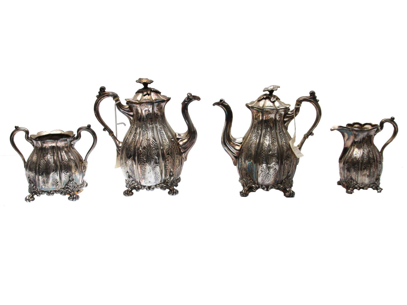 AN AMERICAN REED AND BARTON SILVER PLATED SERVICE (1 of 12)