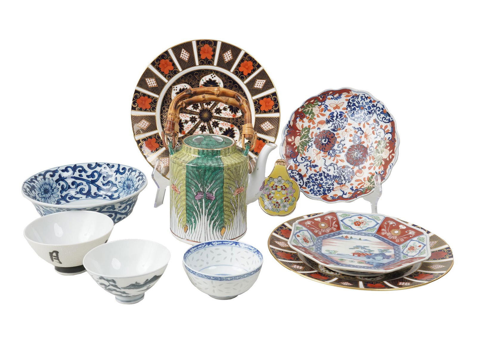 ASIAN CHINESE JAPANESE PORCELAIN TABLE WARE SET (1 of 12)