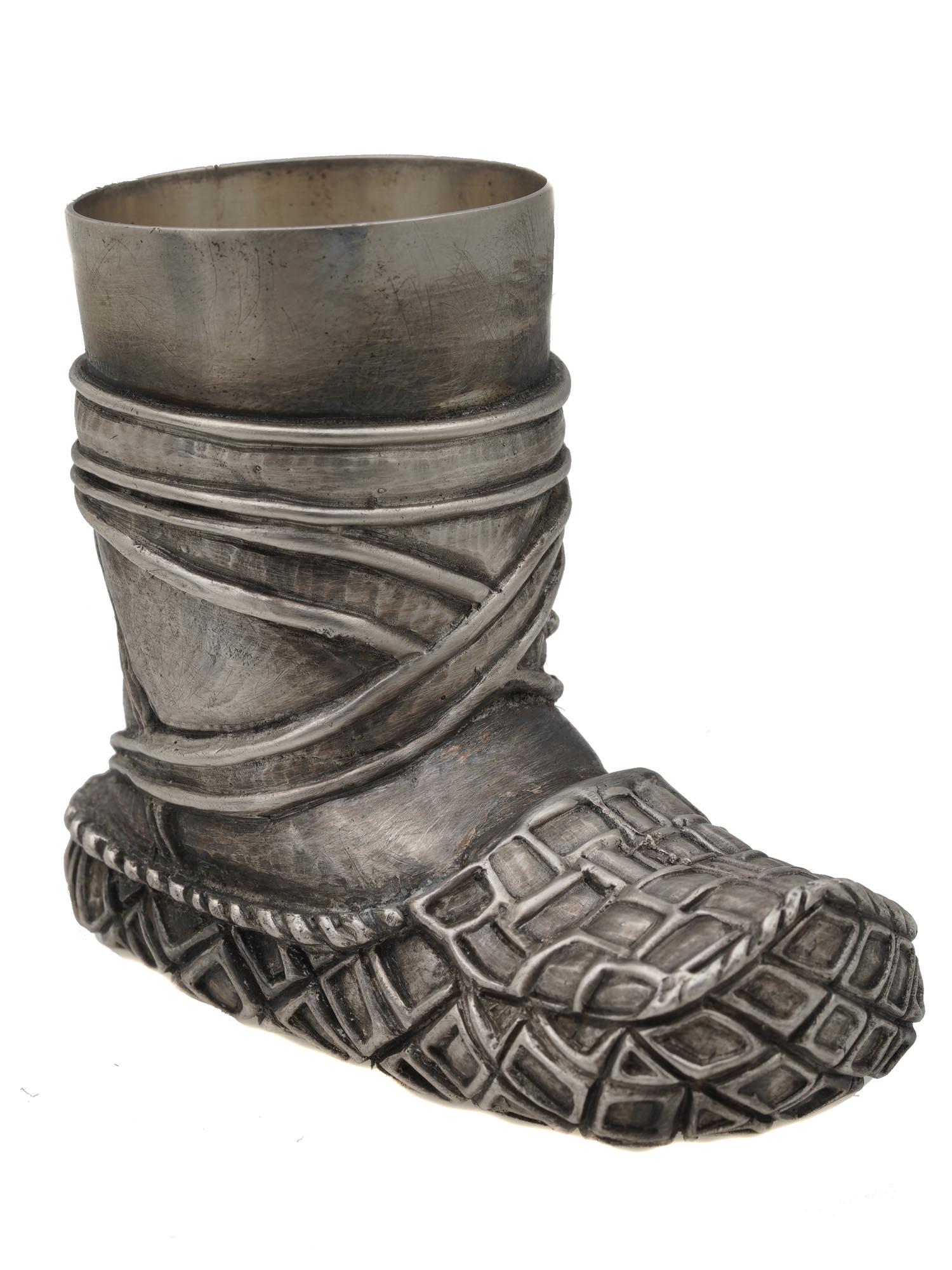 A RUSSIAN FIGURAL SILVER SHOT CUP BAST SHOE (1 of 8)