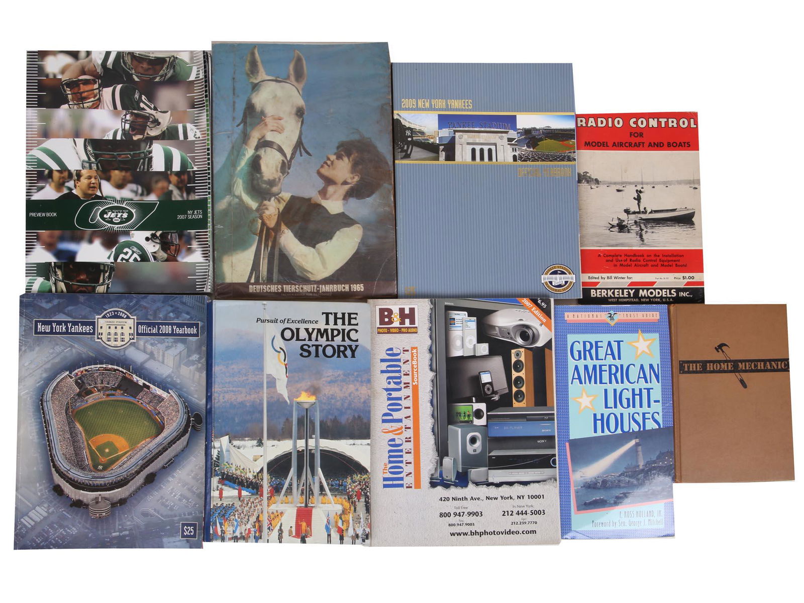 VINTAGE AMERICAN MAGAZINE AND BOOK COLLECTION (1 of 11)