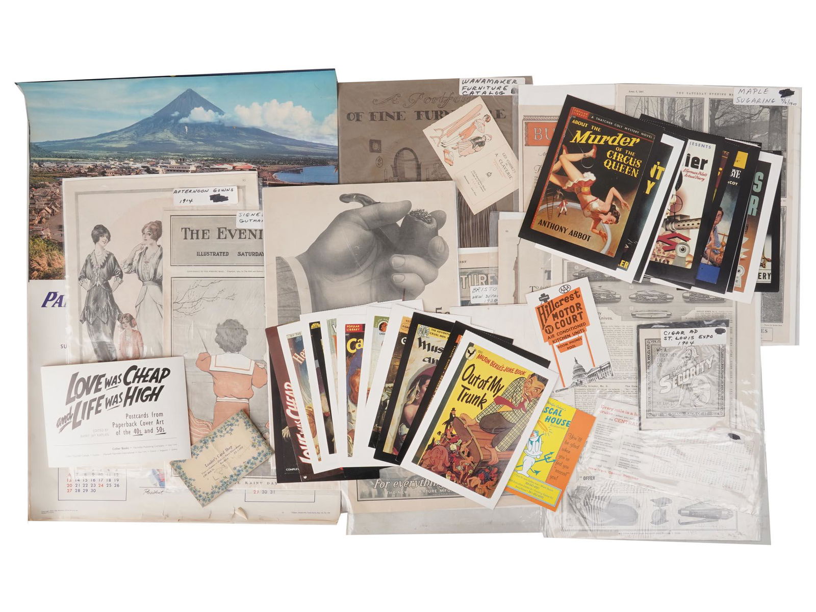 COLLECTION OF VINTAGE ADVERTISING PUBLICATIONS (1 of 5)