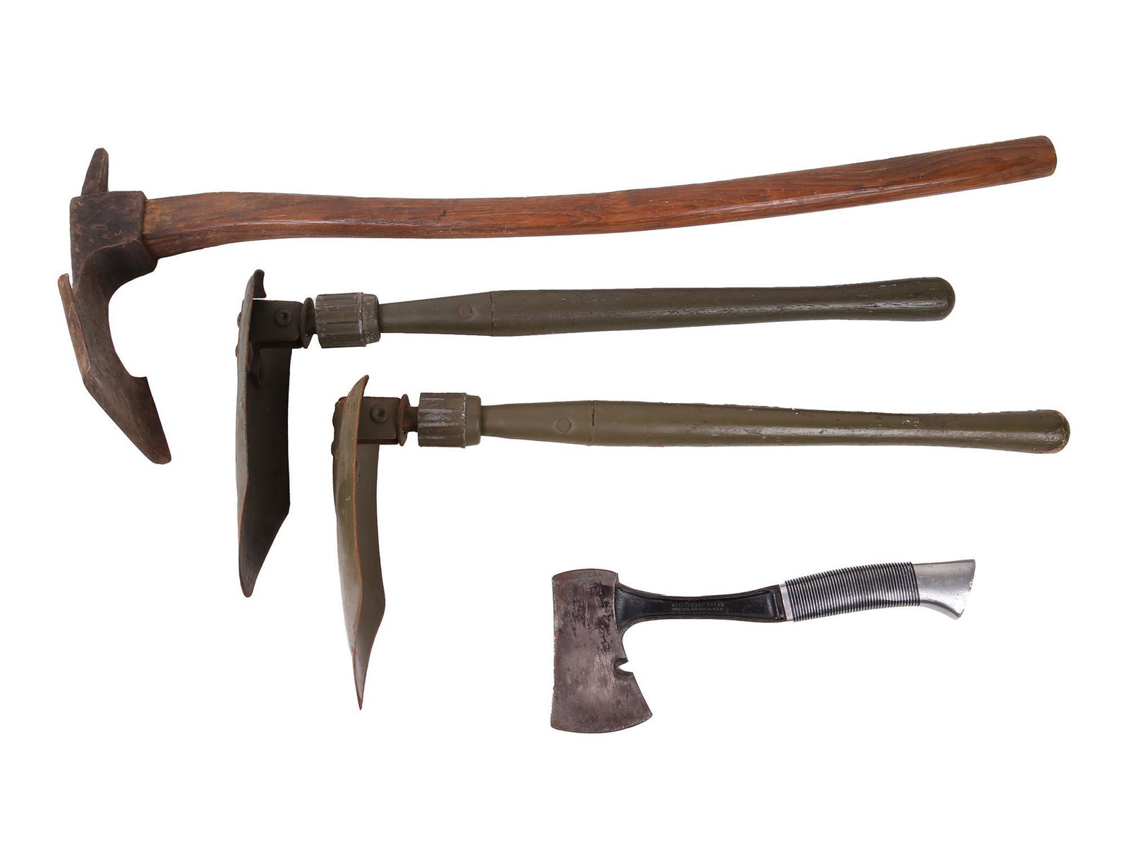TWO USA ARMY 1944 SHOVELS ANTIQUE HOE VINTAGE AXE (1 of 7)
