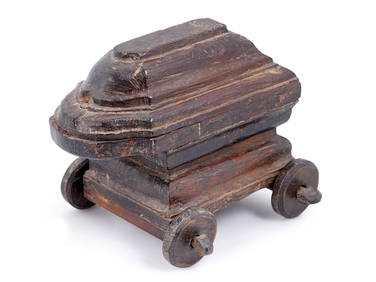 Carved Teak Tika Box From Rajasthan - Ca 1920 Carved Teak Tika Box From Rajasthan - Ca 1920