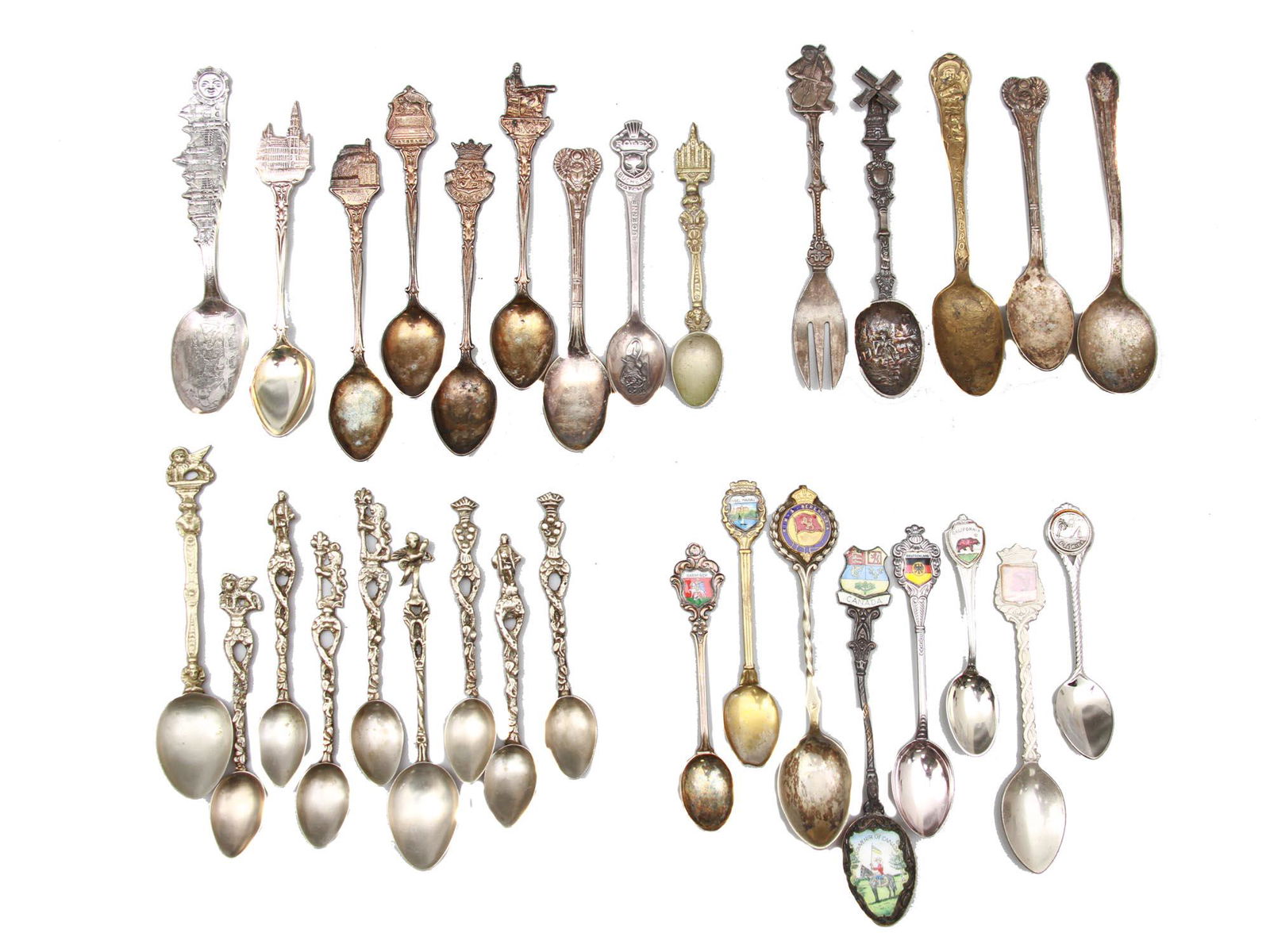 LARGE COLLECTION SOUVENIR SILVER PLATED TEA SPOONS (1 of 7)
