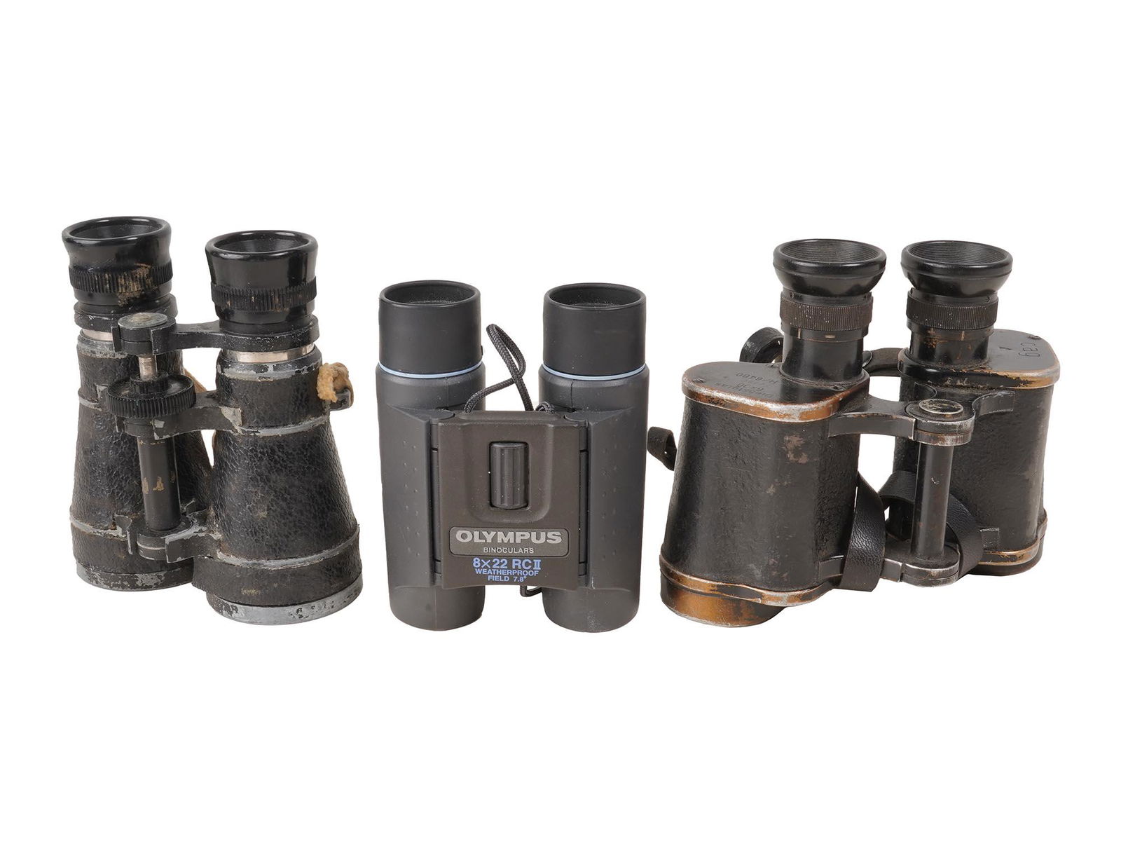 COLLECTION OF THREE VINTAGE BINOCULARS OLYMPUS (1 of 5)