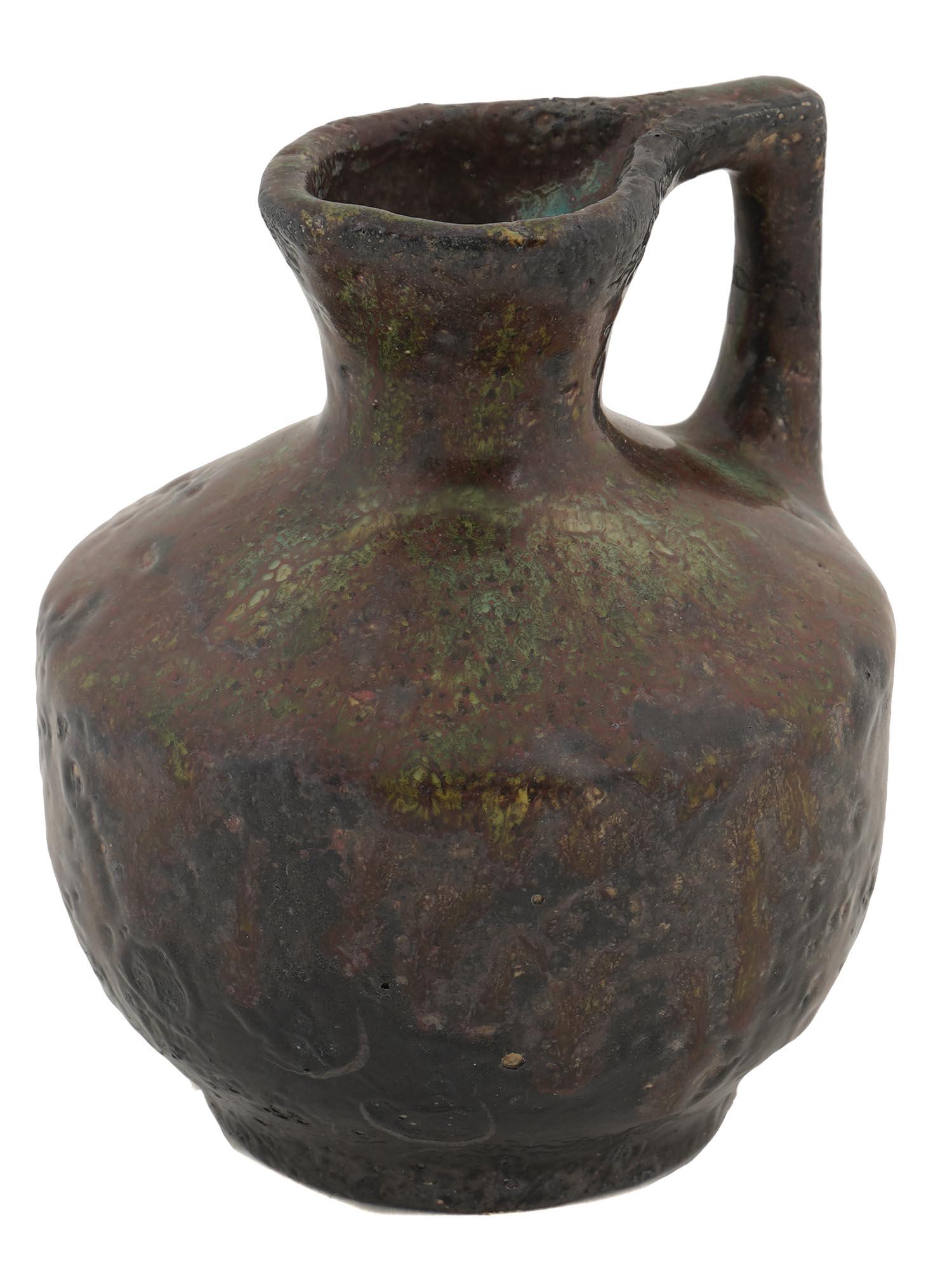 VINTAGE ARTICTIC LEE HALPERN STUDIO POTTERY PITCHER (1 of 7)